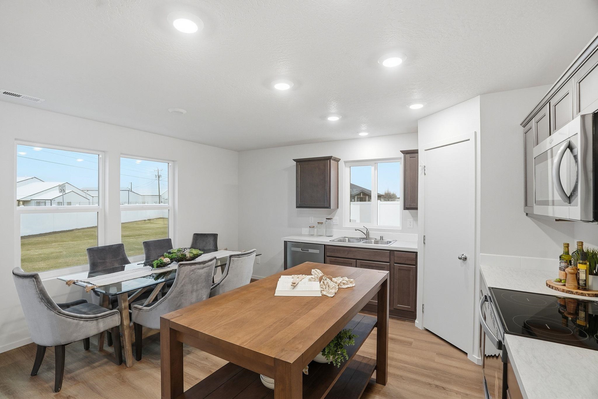 1618 E A St - Photo 10