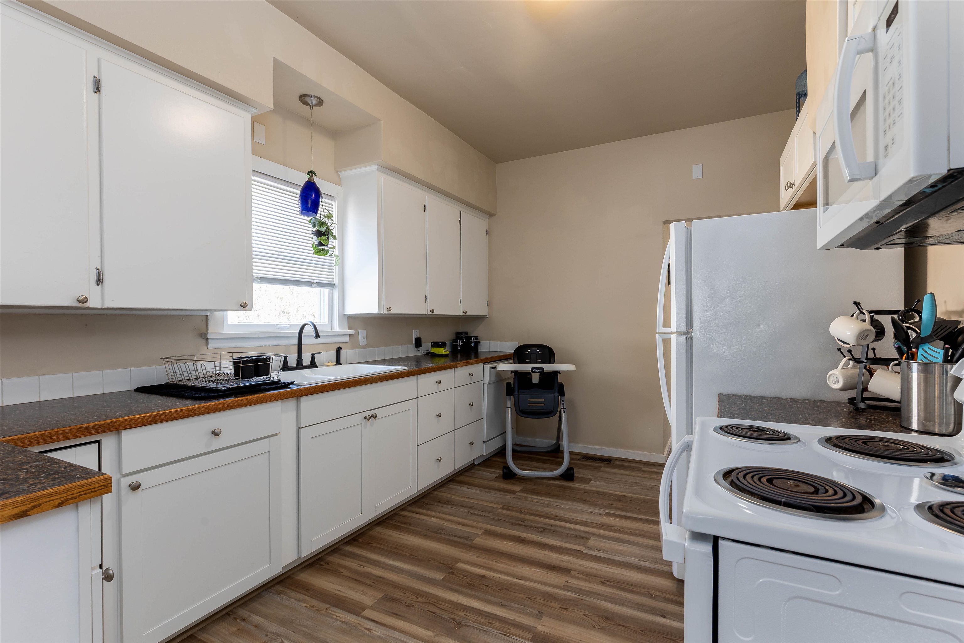 1824 W Sharp Ave - Photo 12