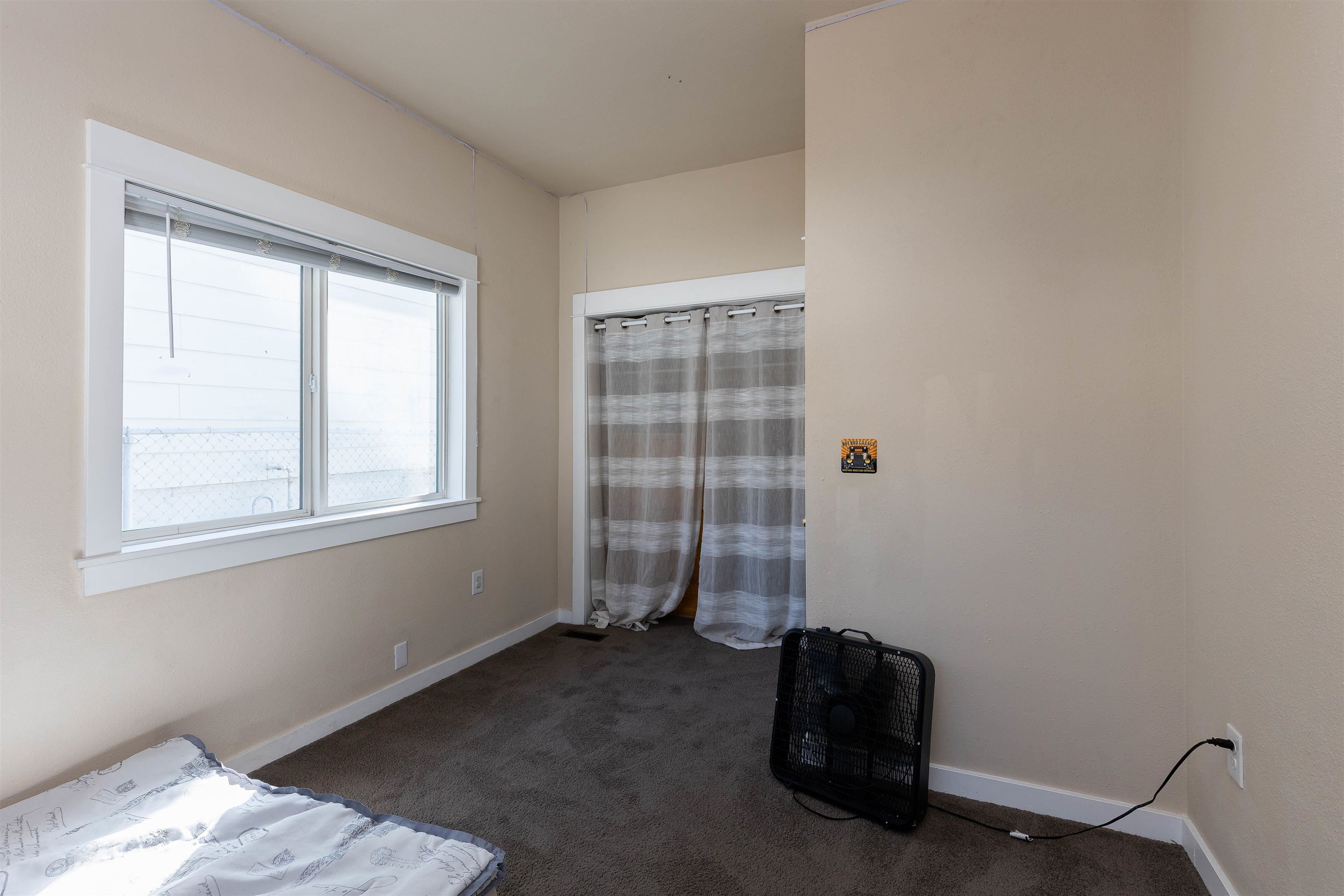 1824 W Sharp Ave - Photo 18