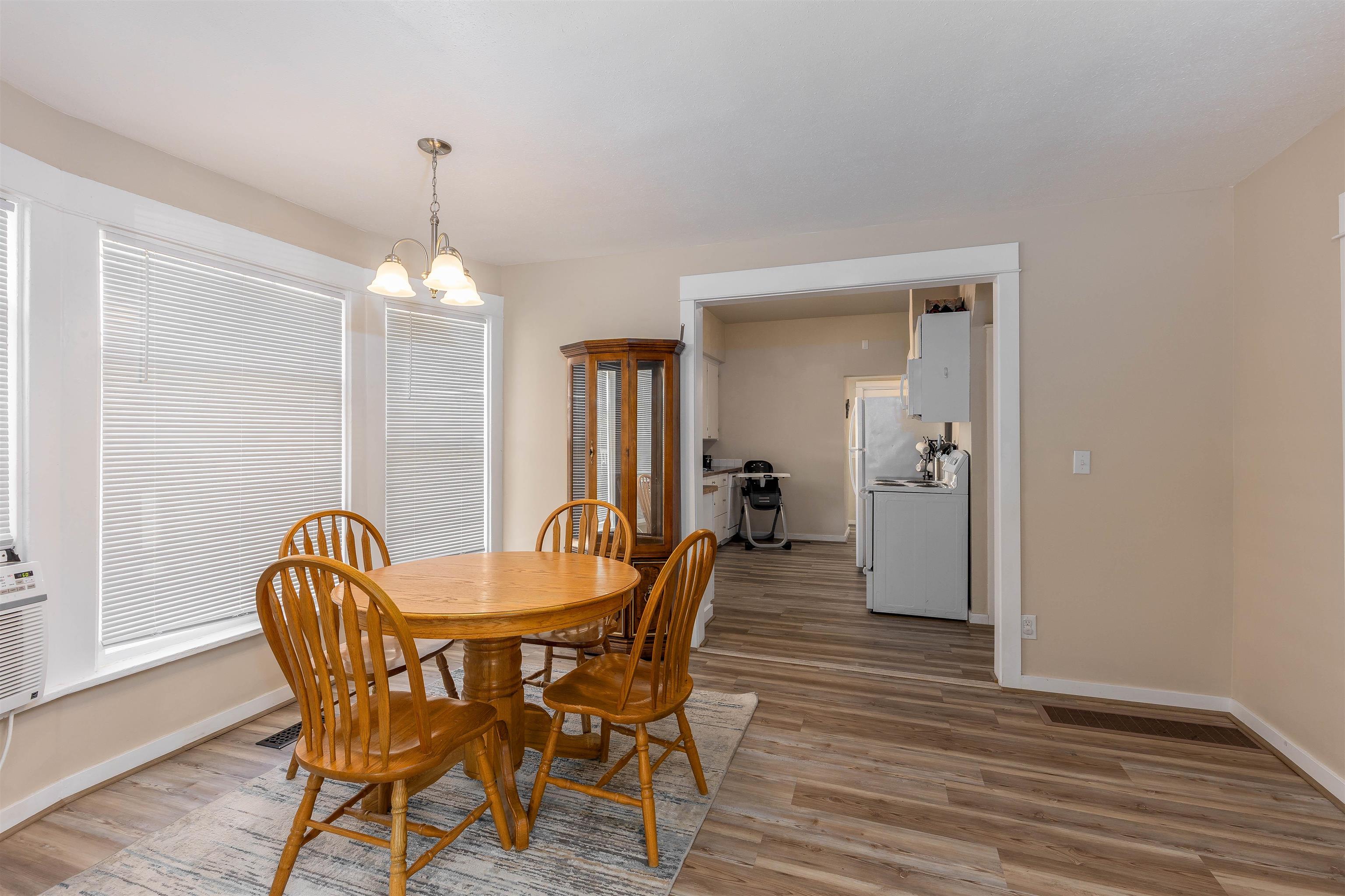 1824 W Sharp Ave - Photo 9