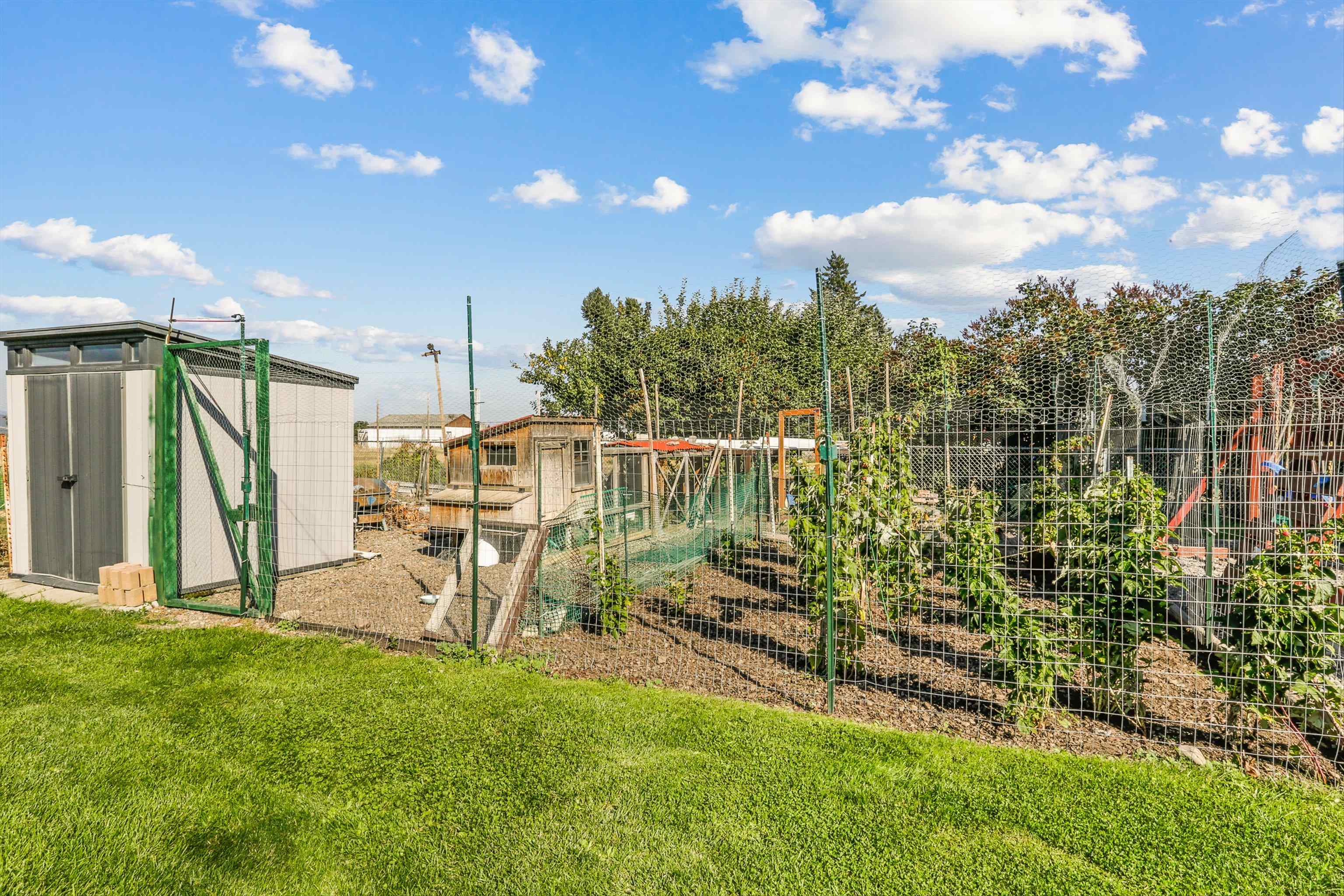 18721 E 8th Ave - Photo 40