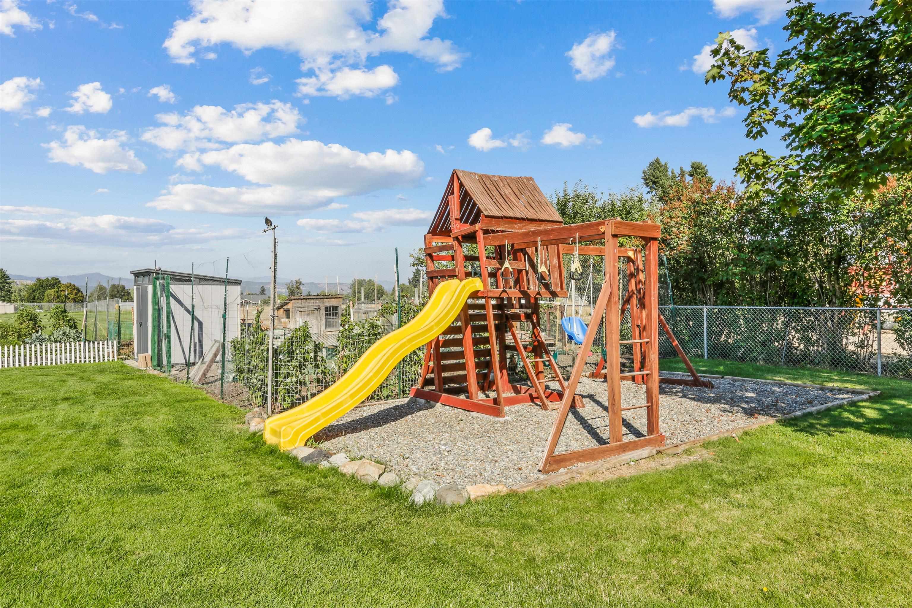 18721 E 8th Ave - Photo 43