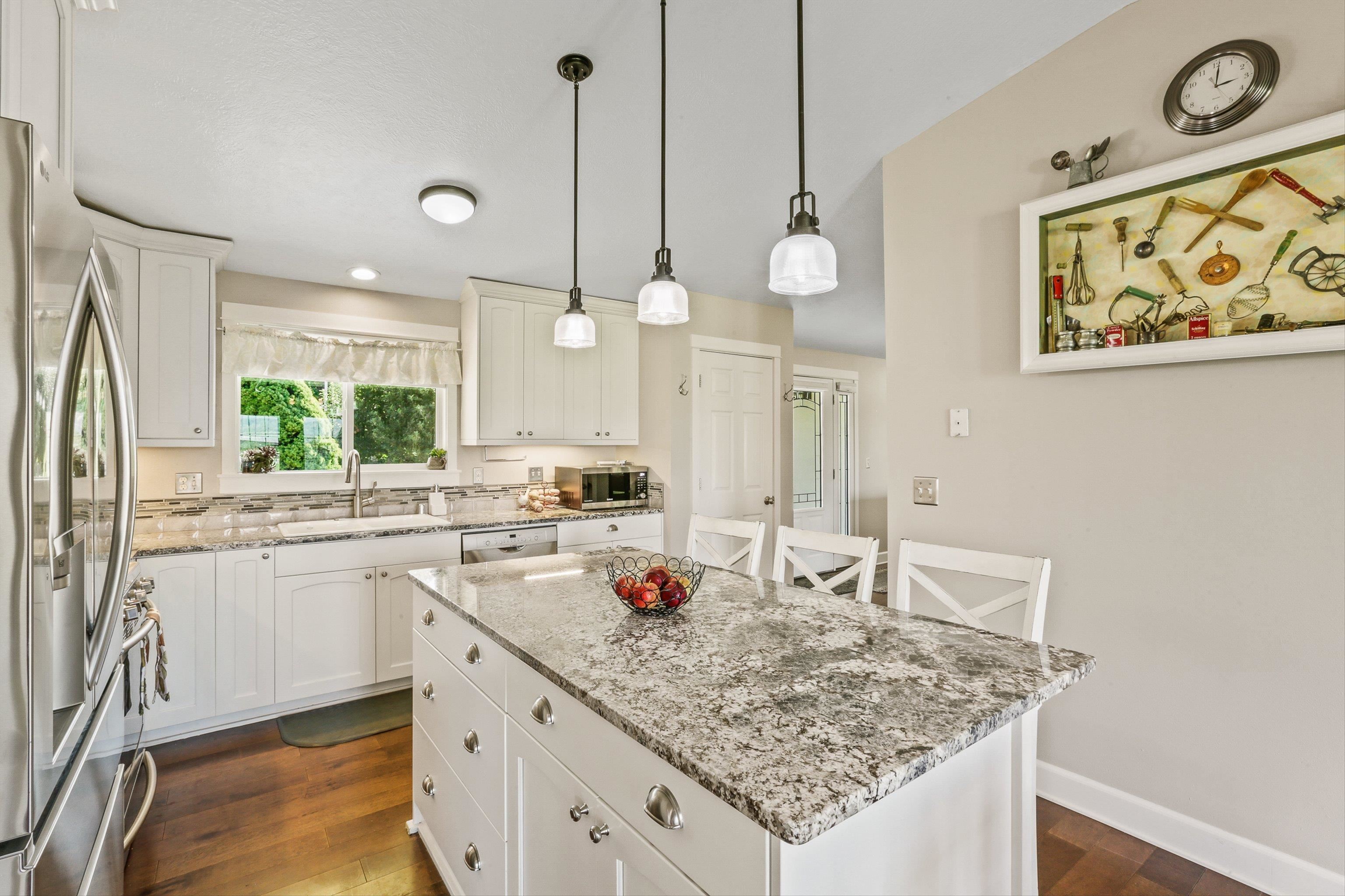 18721 E 8th Ave - Photo 7