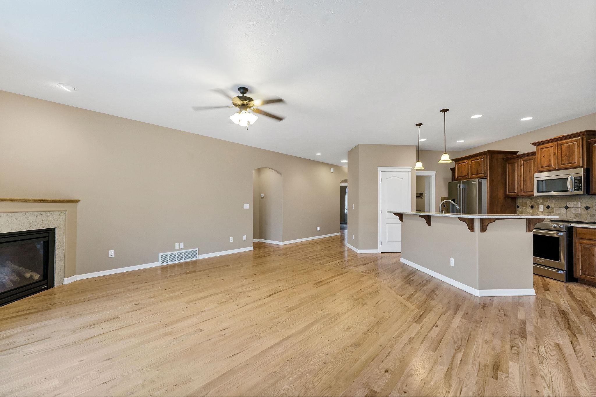 14411 E 5th Ln - Photo 6