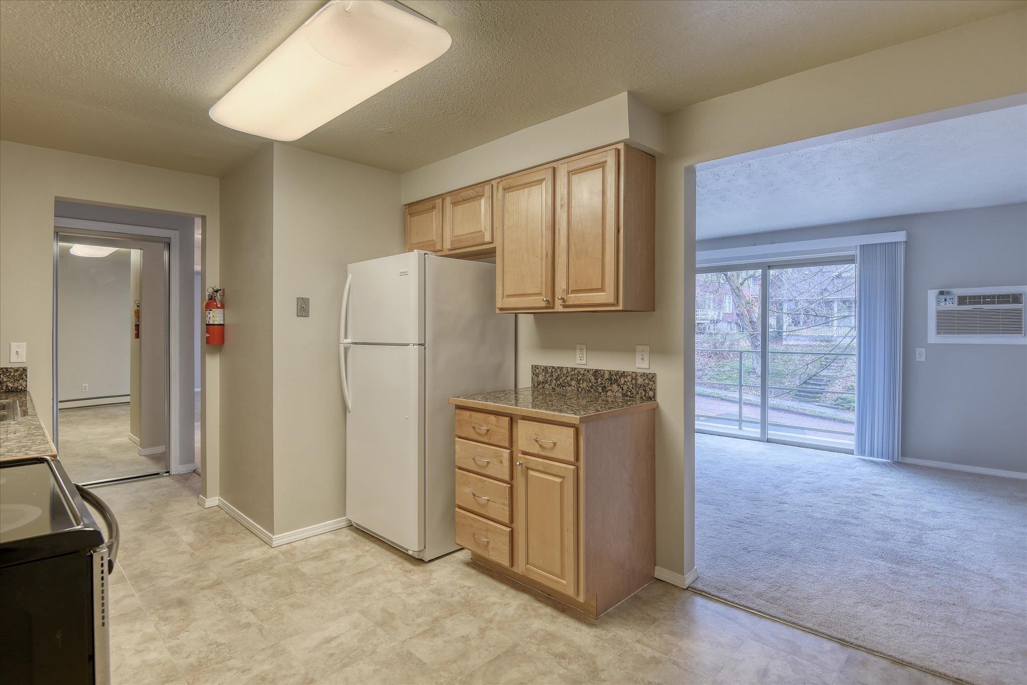 1418 W 6th Ave - Photo 12