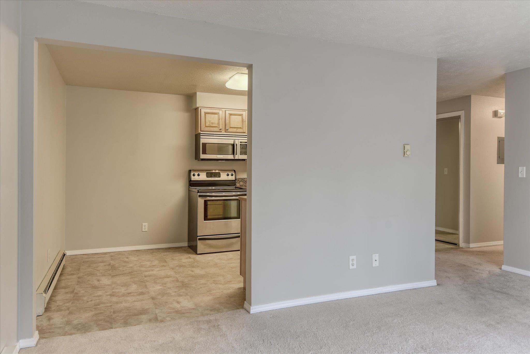 1418 W 6th Ave - Photo 9