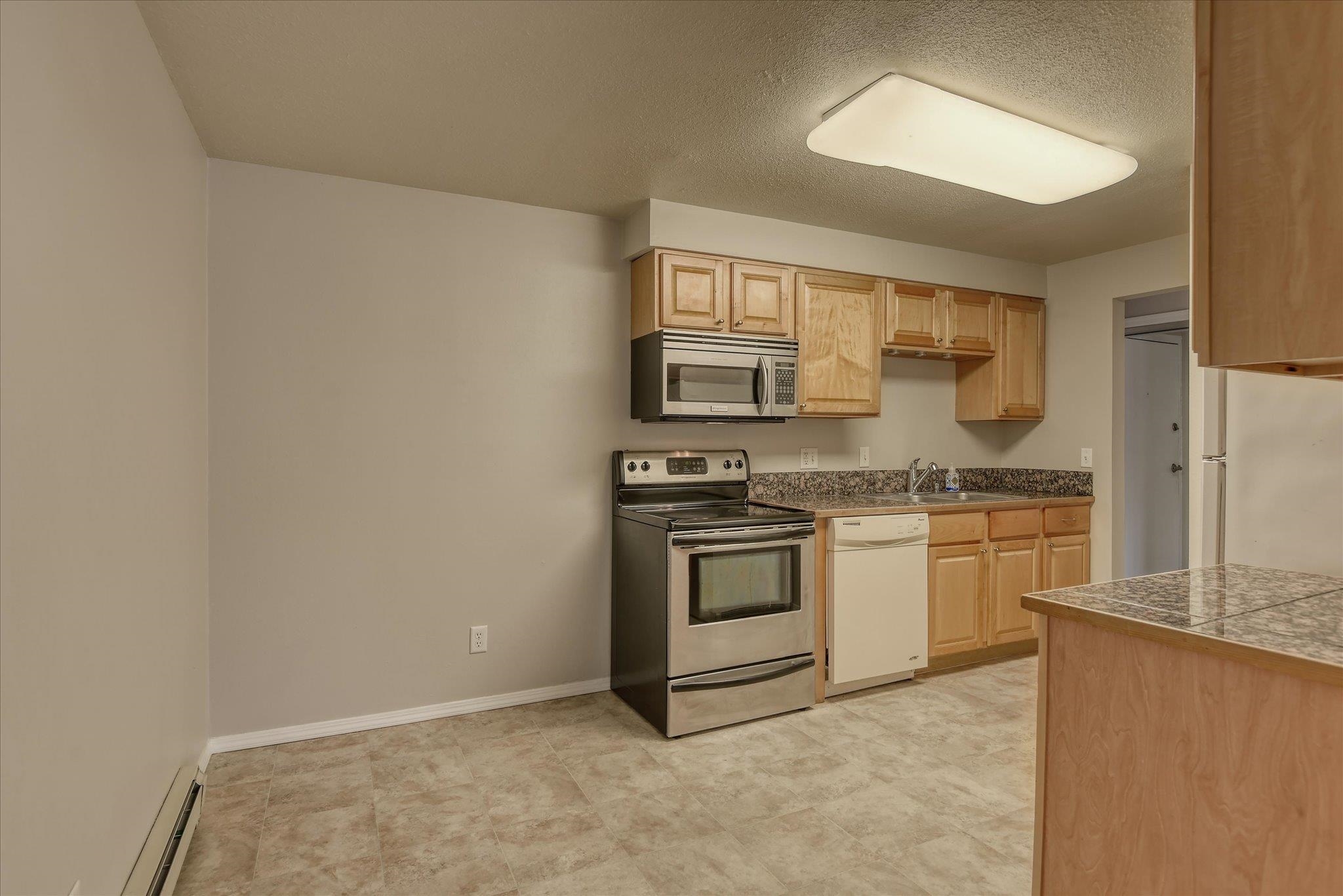 1418 W 6th Ave - Photo 10