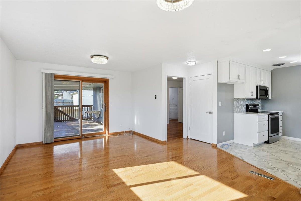 13020 E Valleyway Ave - Photo 14