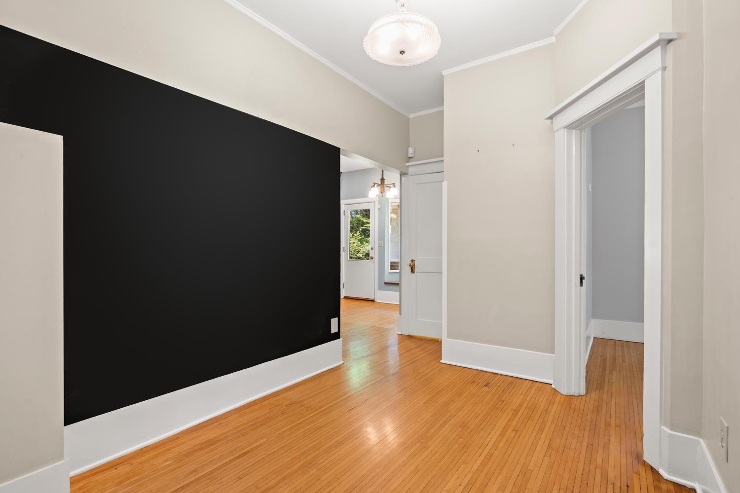917 E 20TH Ave - Photo 24