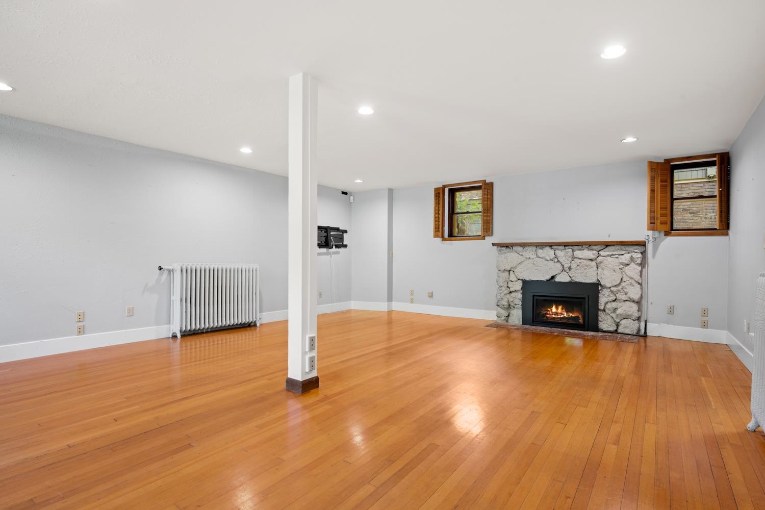 917 E 20TH Ave - Photo 46