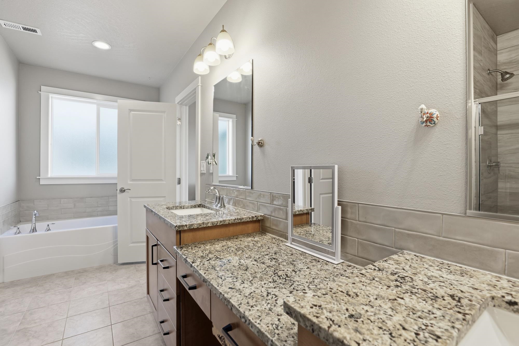 15 E 12th St - Photo 15
