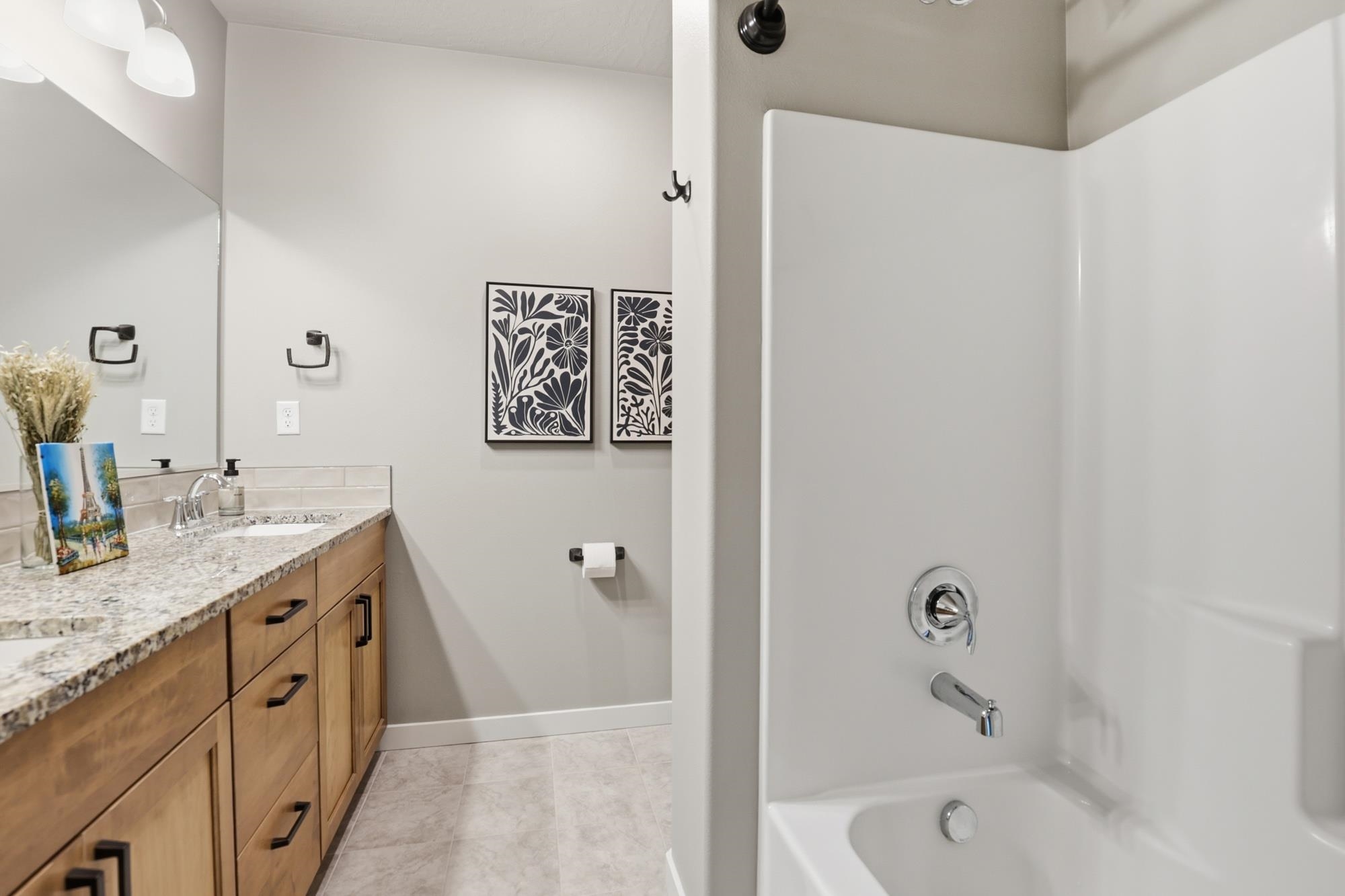 15 E 12th St - Photo 19