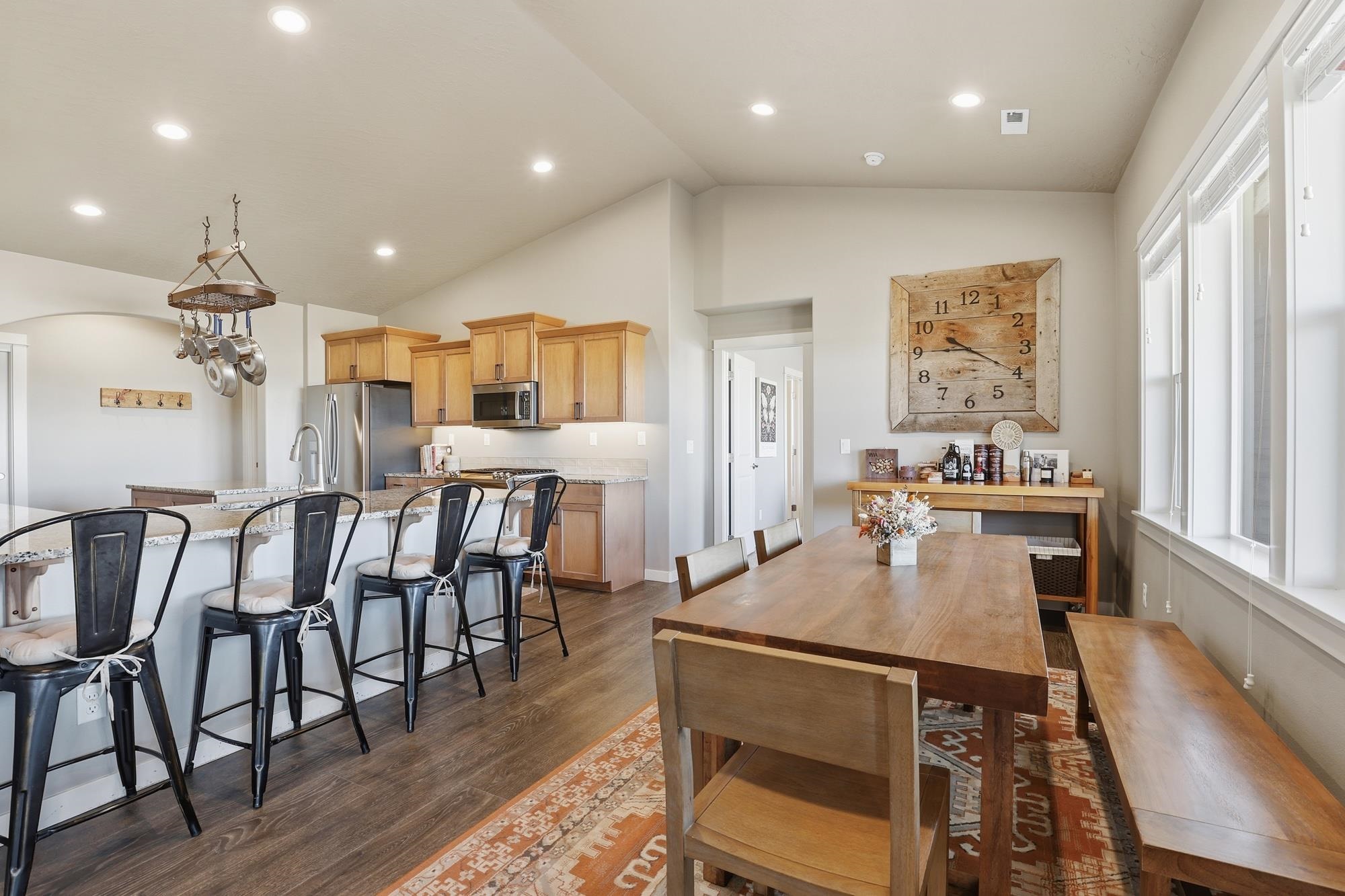 15 E 12th St - Photo 7