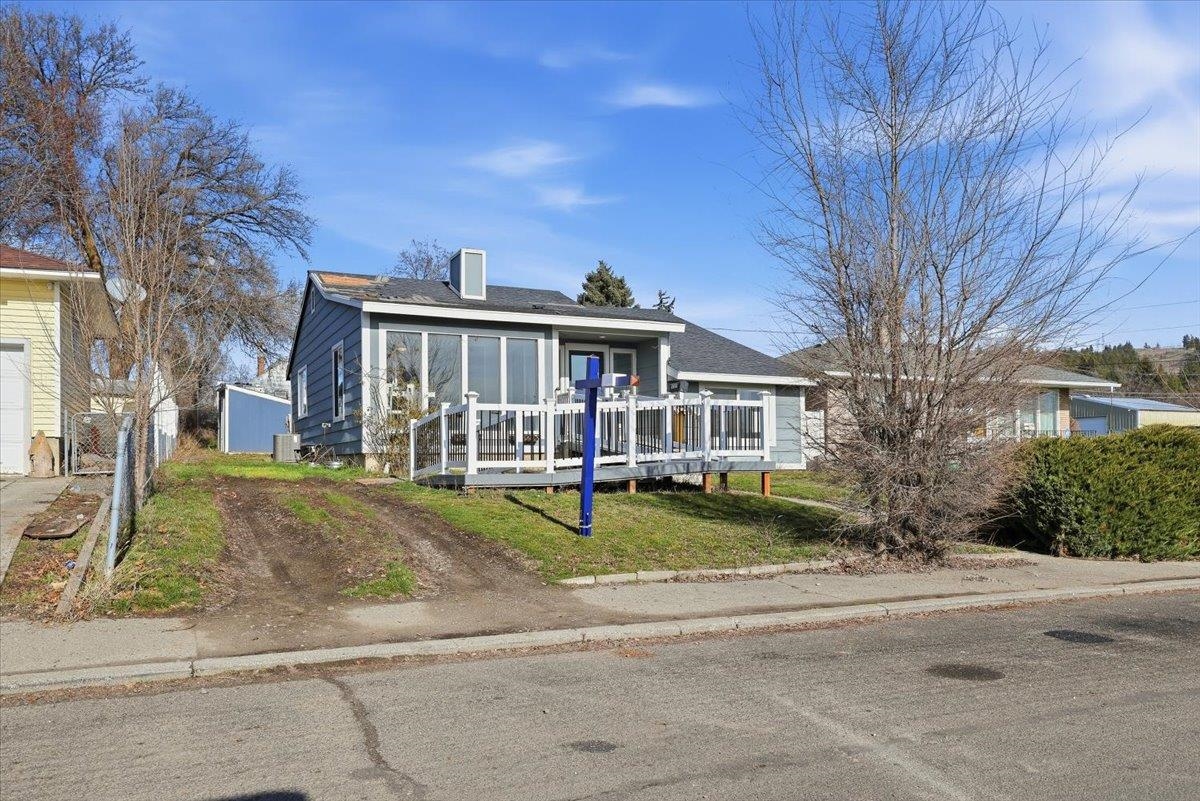 3723 E Fairview Ave - Photo 3