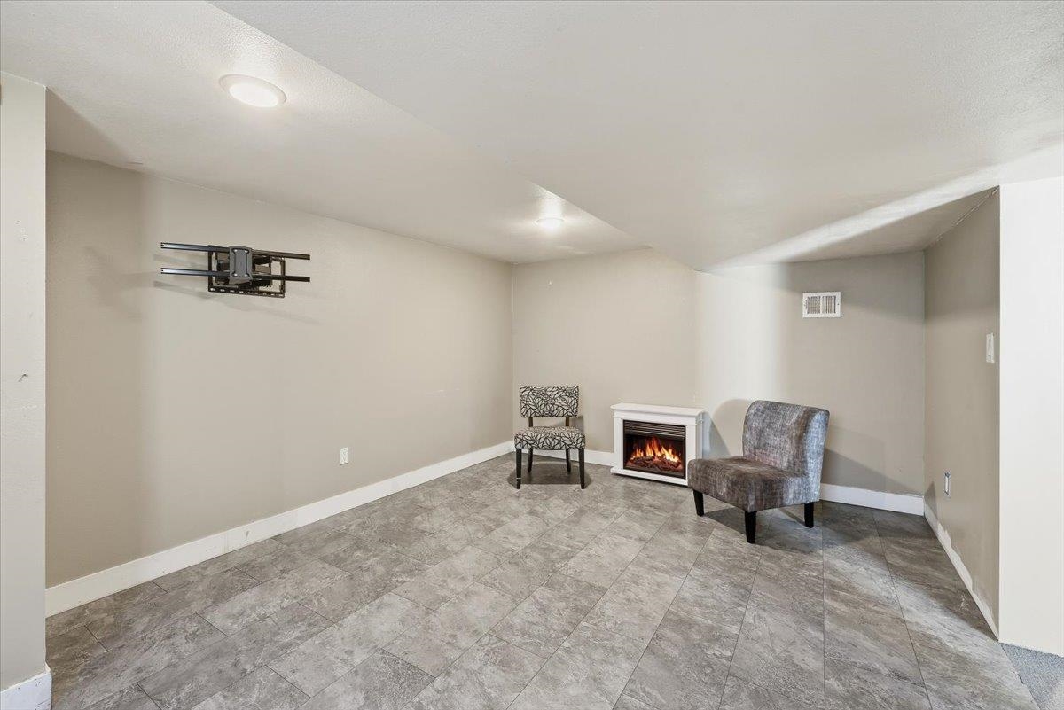 3723 E Fairview Ave - Photo 32