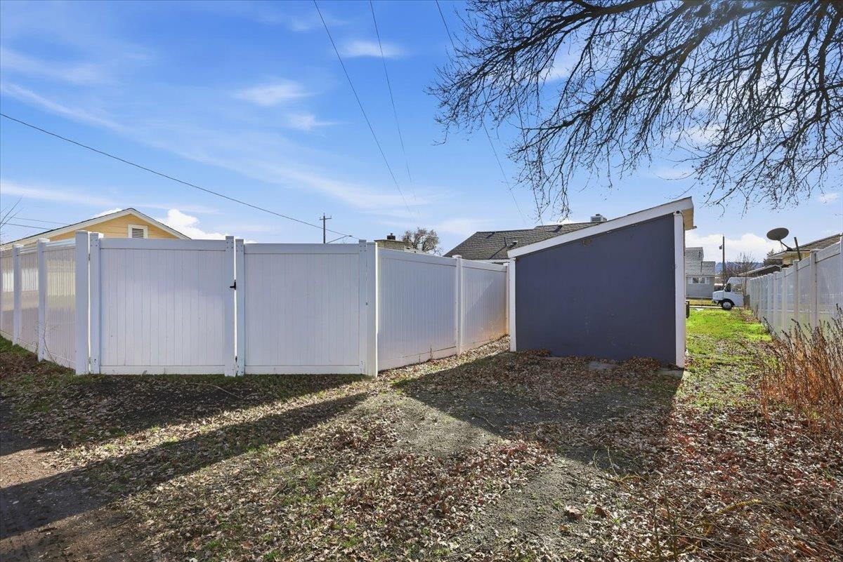 3723 E Fairview Ave - Photo 47