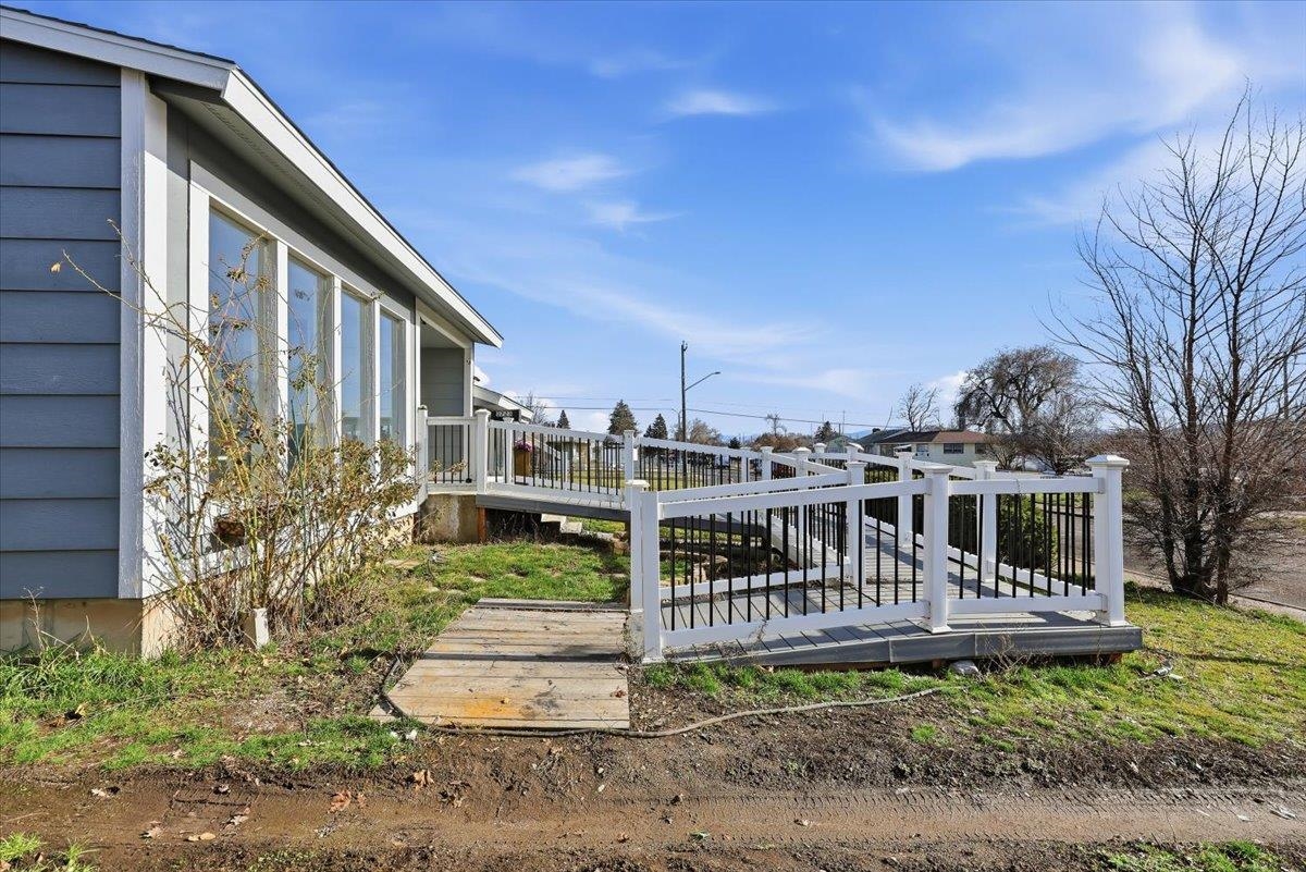 3723 E Fairview Ave - Photo 9