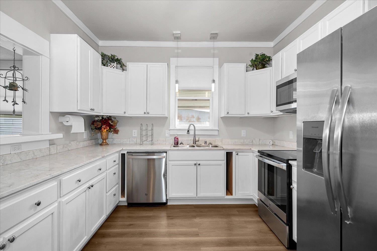 1327 N Howard St - Photo 13