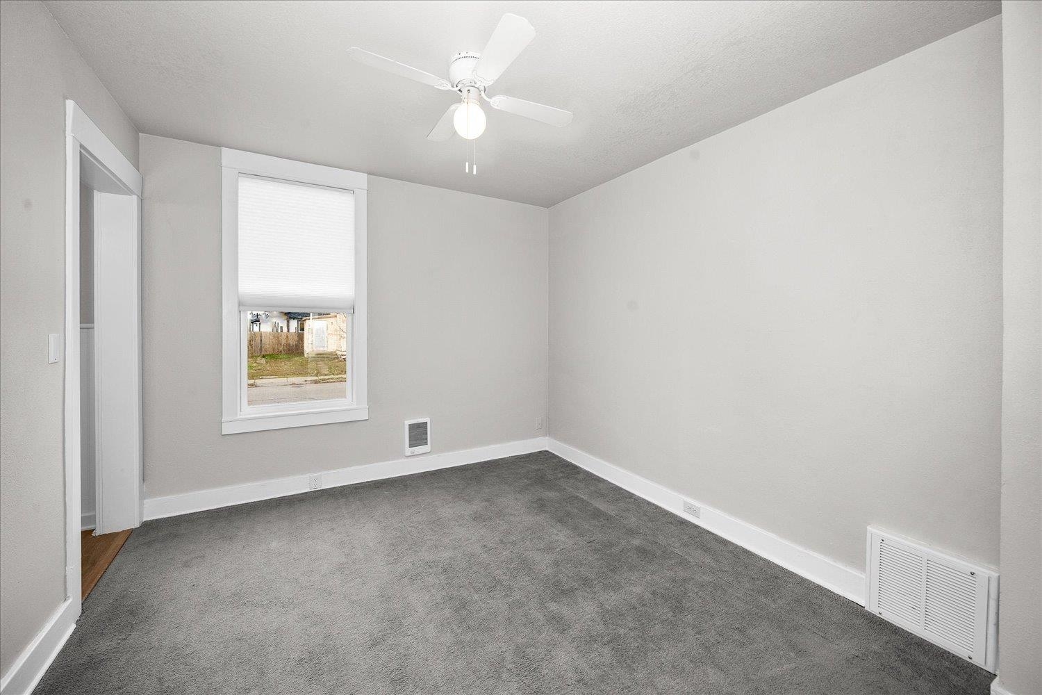 1327 N Howard St - Photo 14