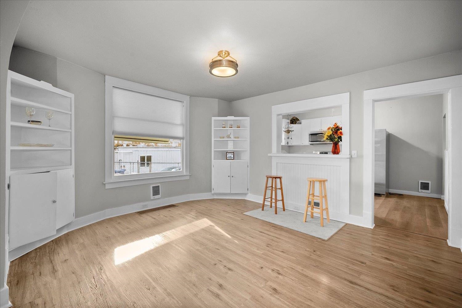 1327 N Howard St - Photo 8