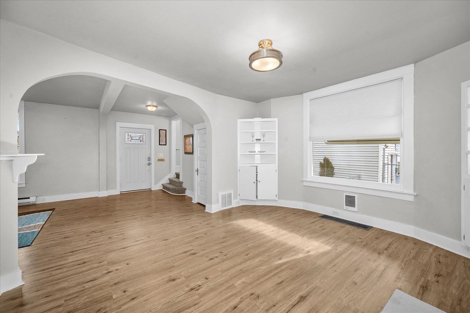 1327 N Howard St - Photo 9