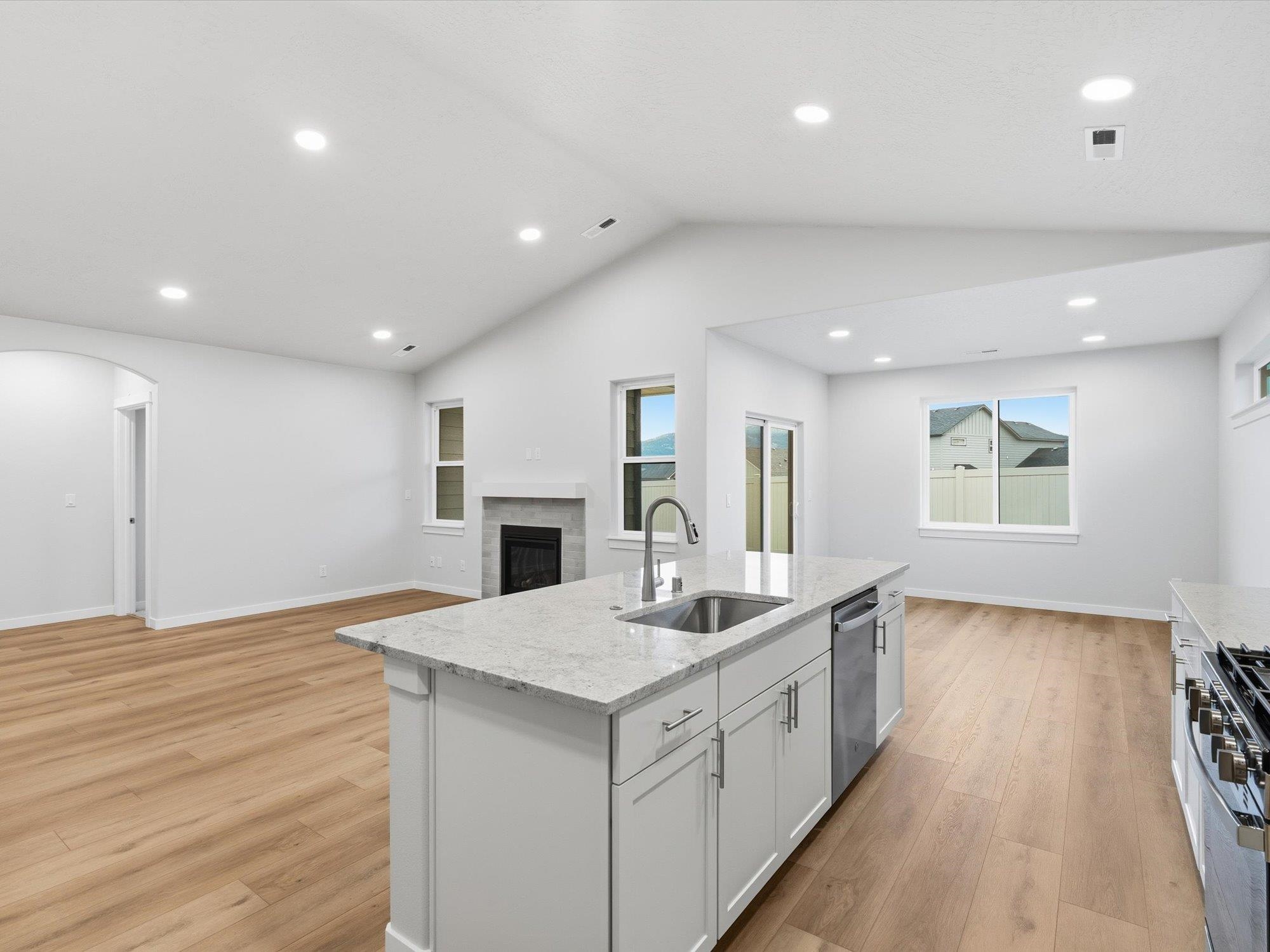 18195 E Barclay Ct - Photo 14