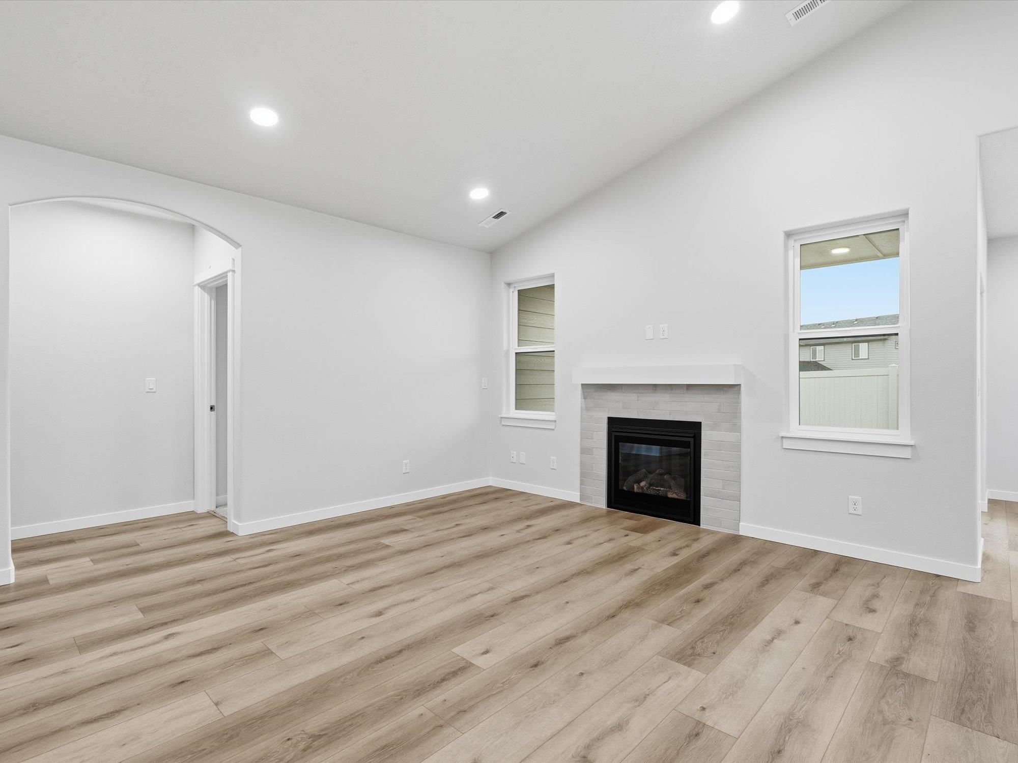 18195 E Barclay Ct - Photo 6