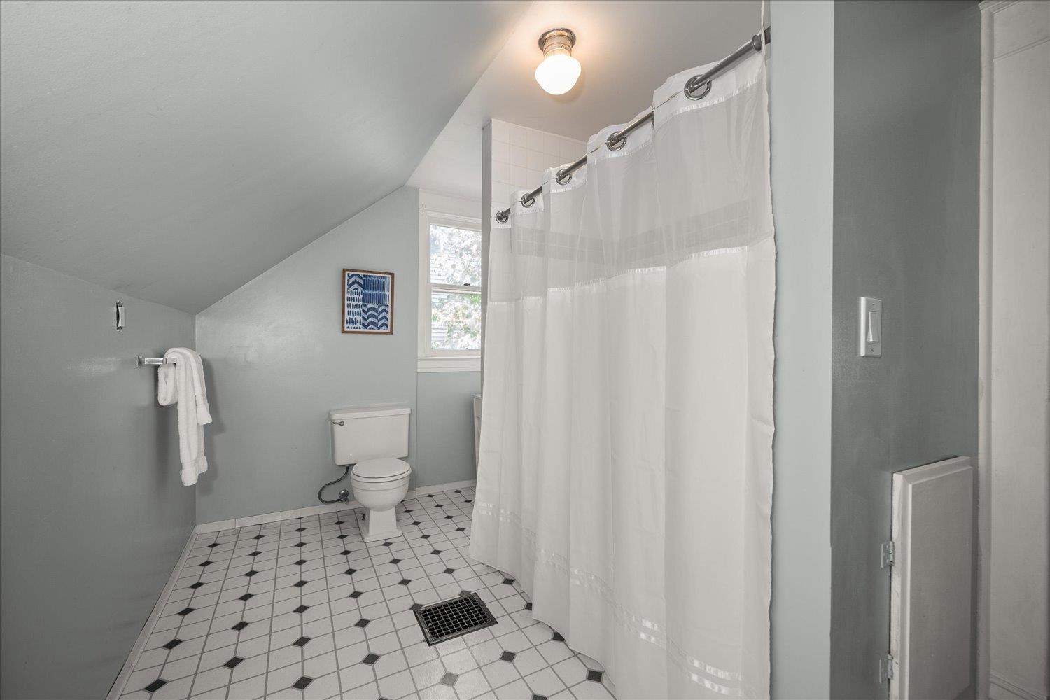 1009 W 14th Ave - Photo 22