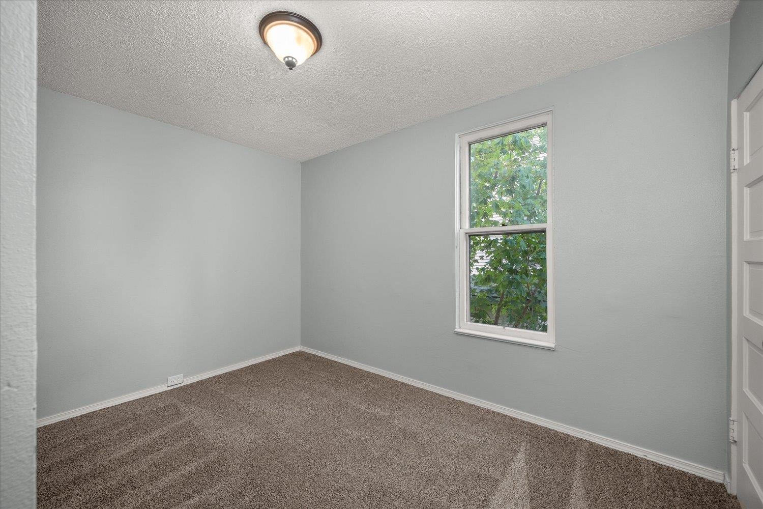 1009 W 14th Ave - Photo 25
