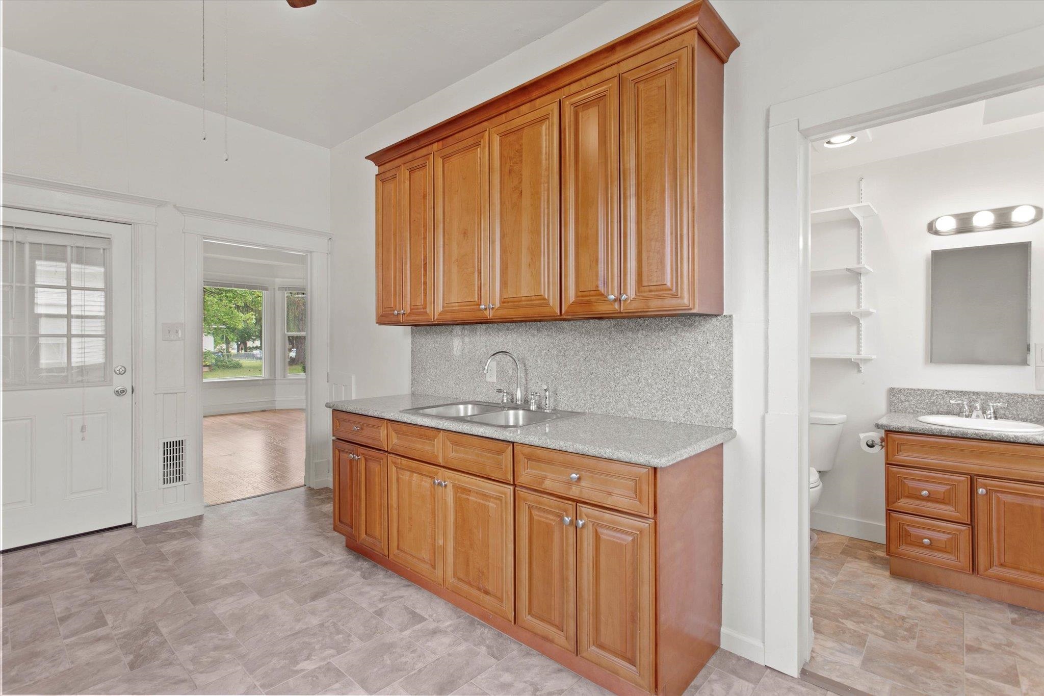 902 W Mansfield Ave - Photo 13