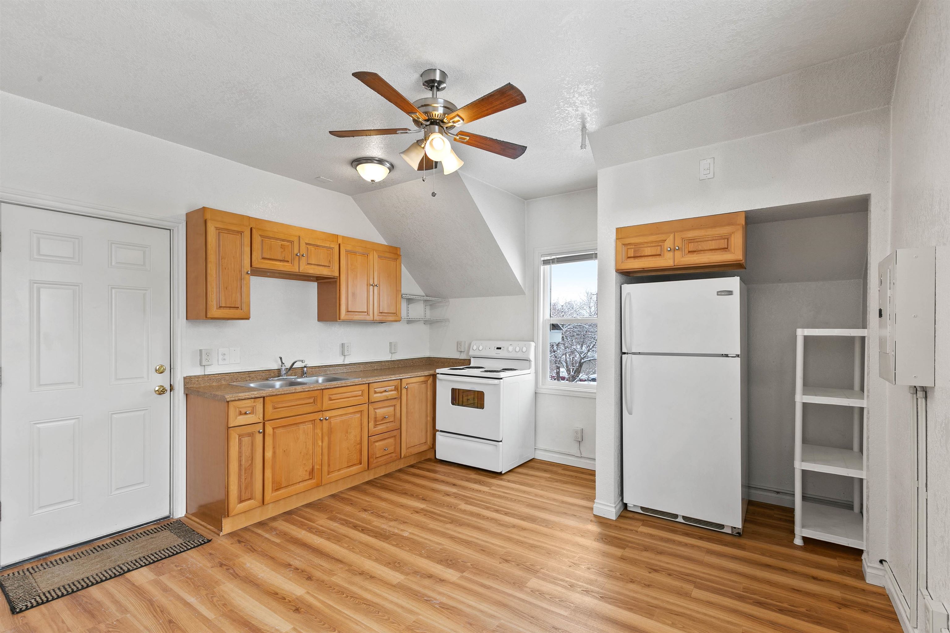 902 W Mansfield Ave - Photo 20