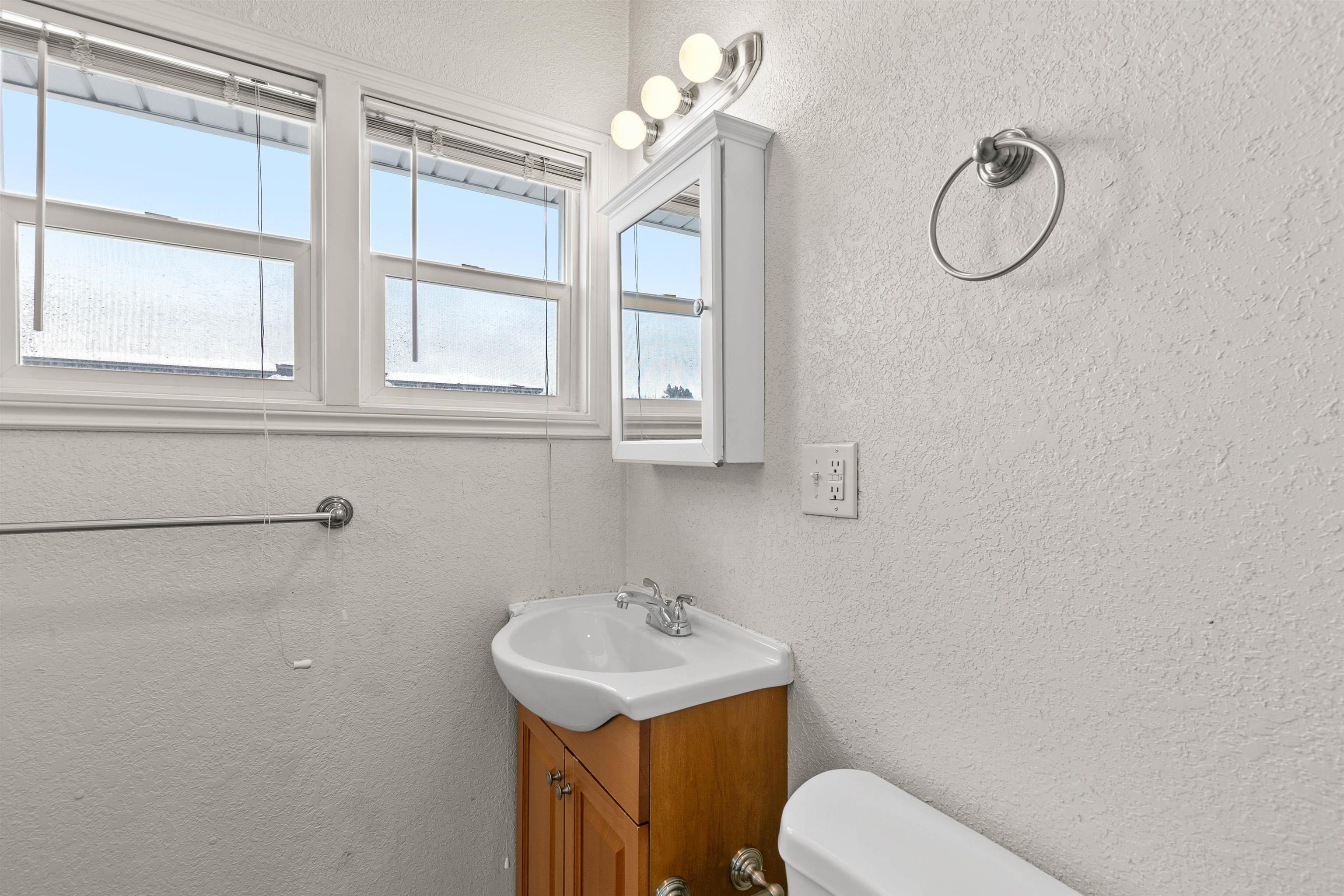 902 W Mansfield Ave - Photo 31