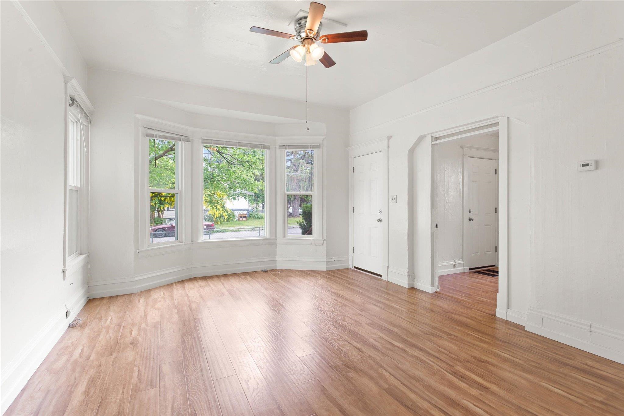902 W Mansfield Ave - Photo 6