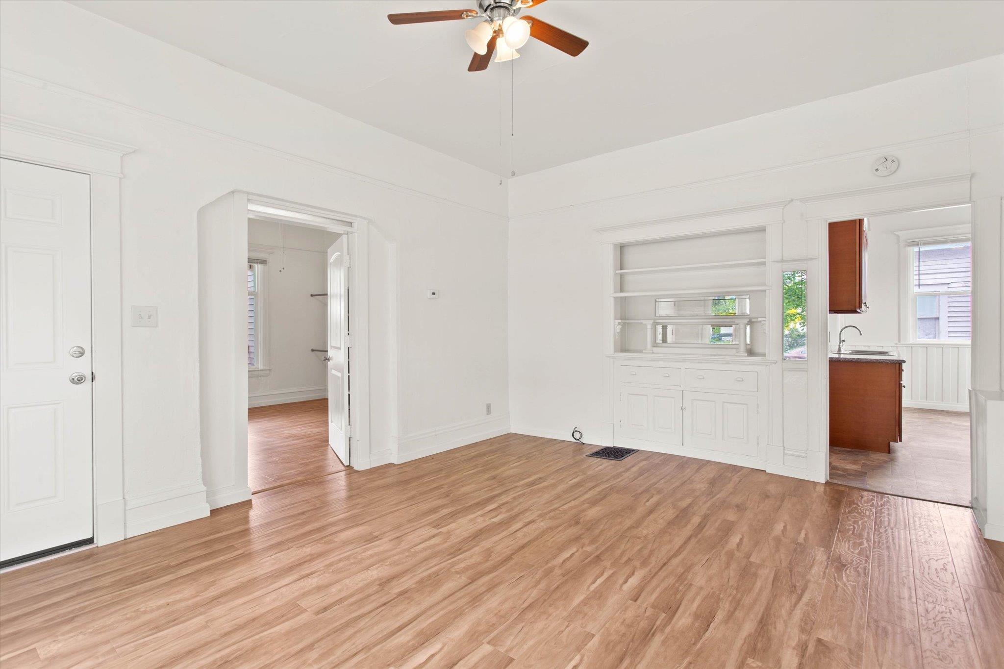 902 W Mansfield Ave - Photo 8