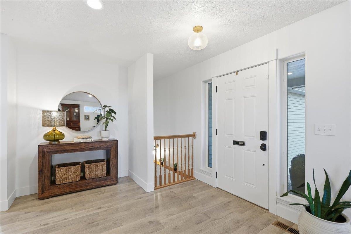 1923 S Mount Vernon Dr - Photo 3