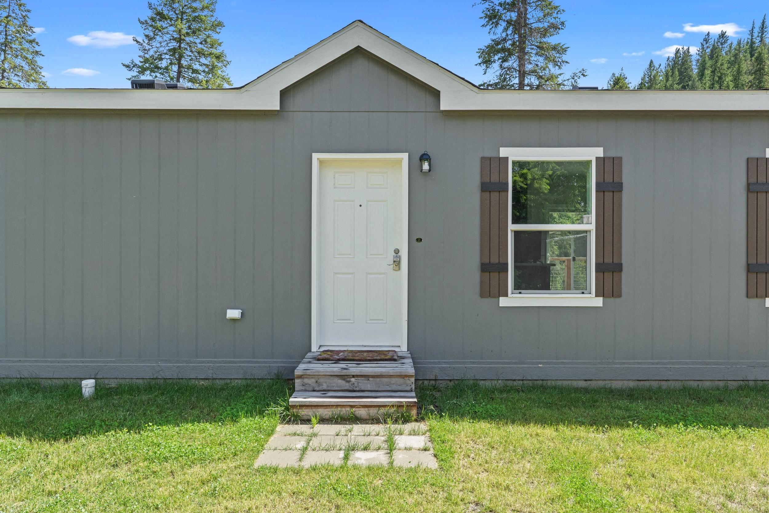 4440 Northport Waneta Rd - Photo 21