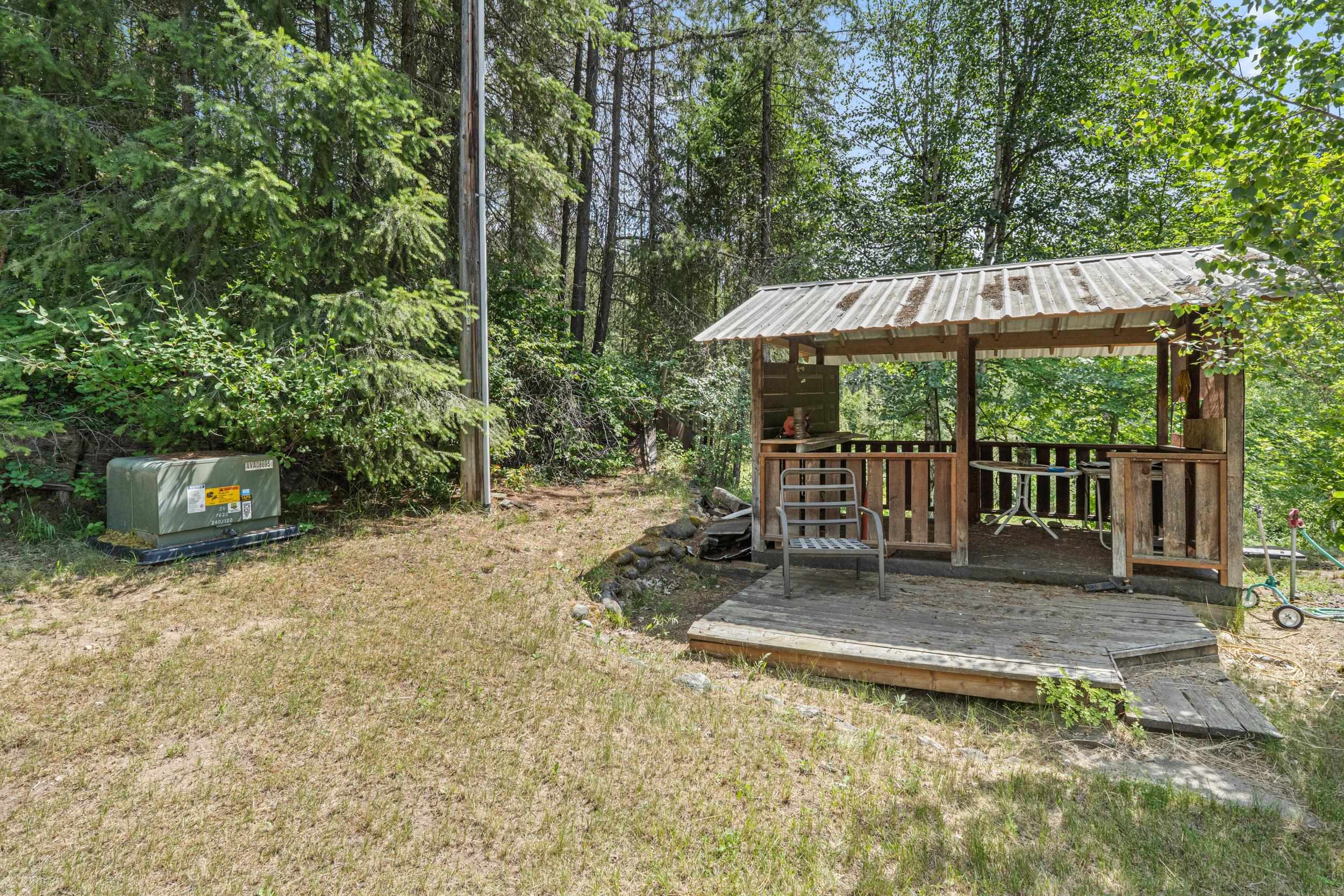 4440 Northport Waneta Rd - Photo 28