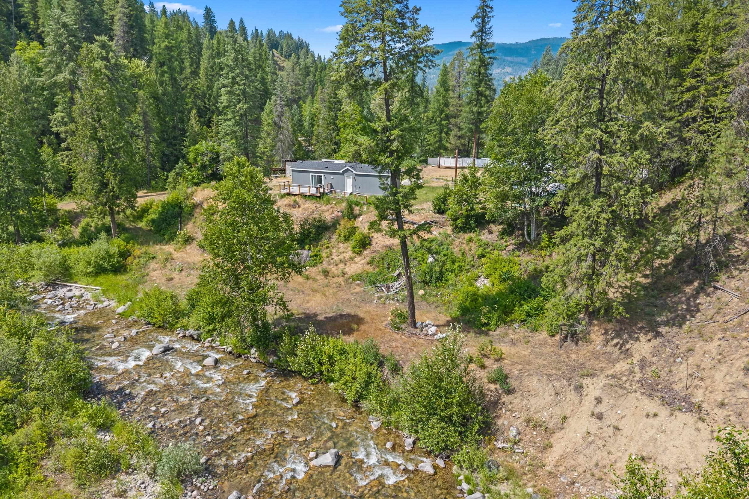 4440 Northport Waneta Rd - Photo 29
