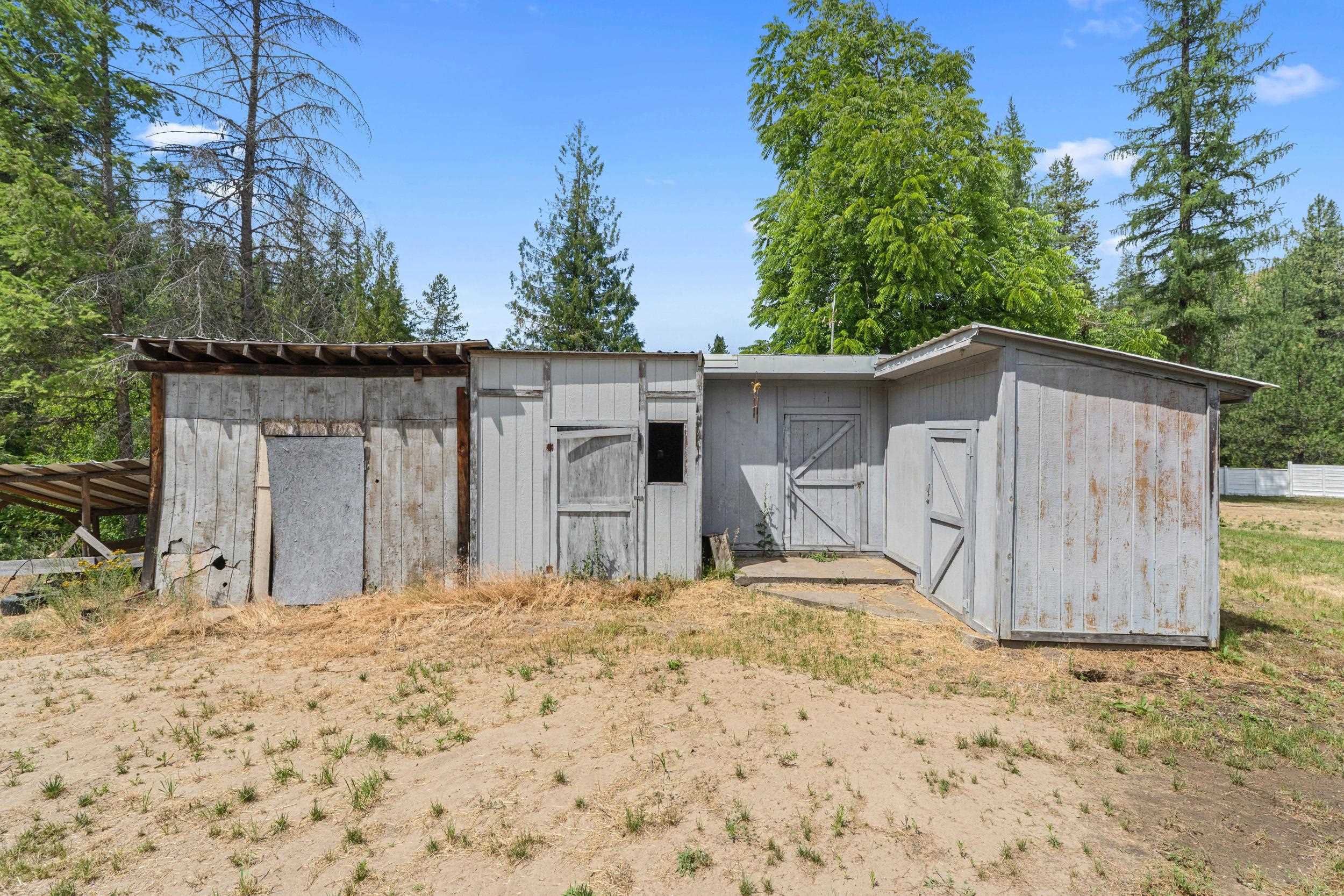 4440 Northport Waneta Rd - Photo 47