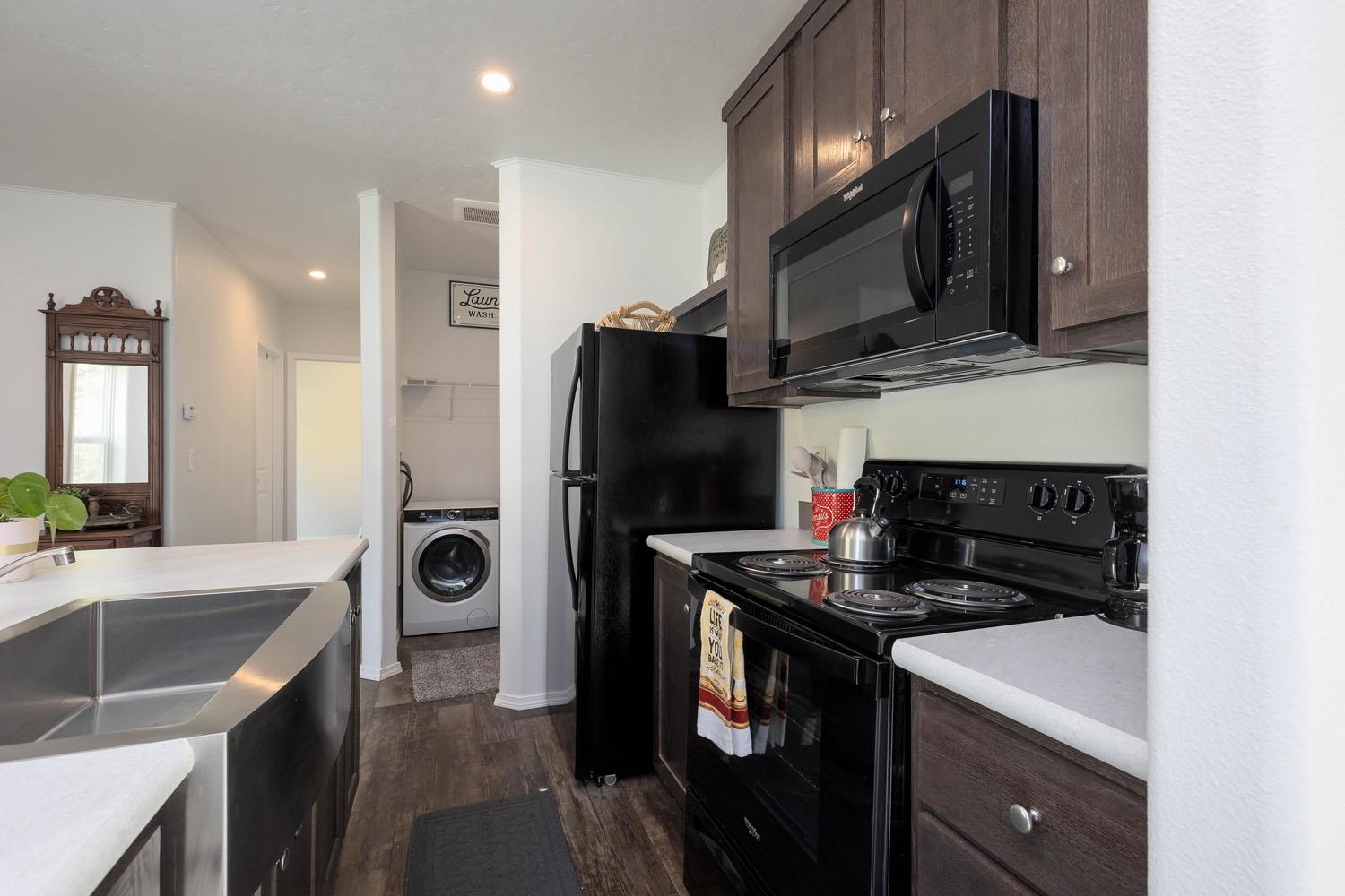 4440 Northport Waneta Rd - Photo 9
