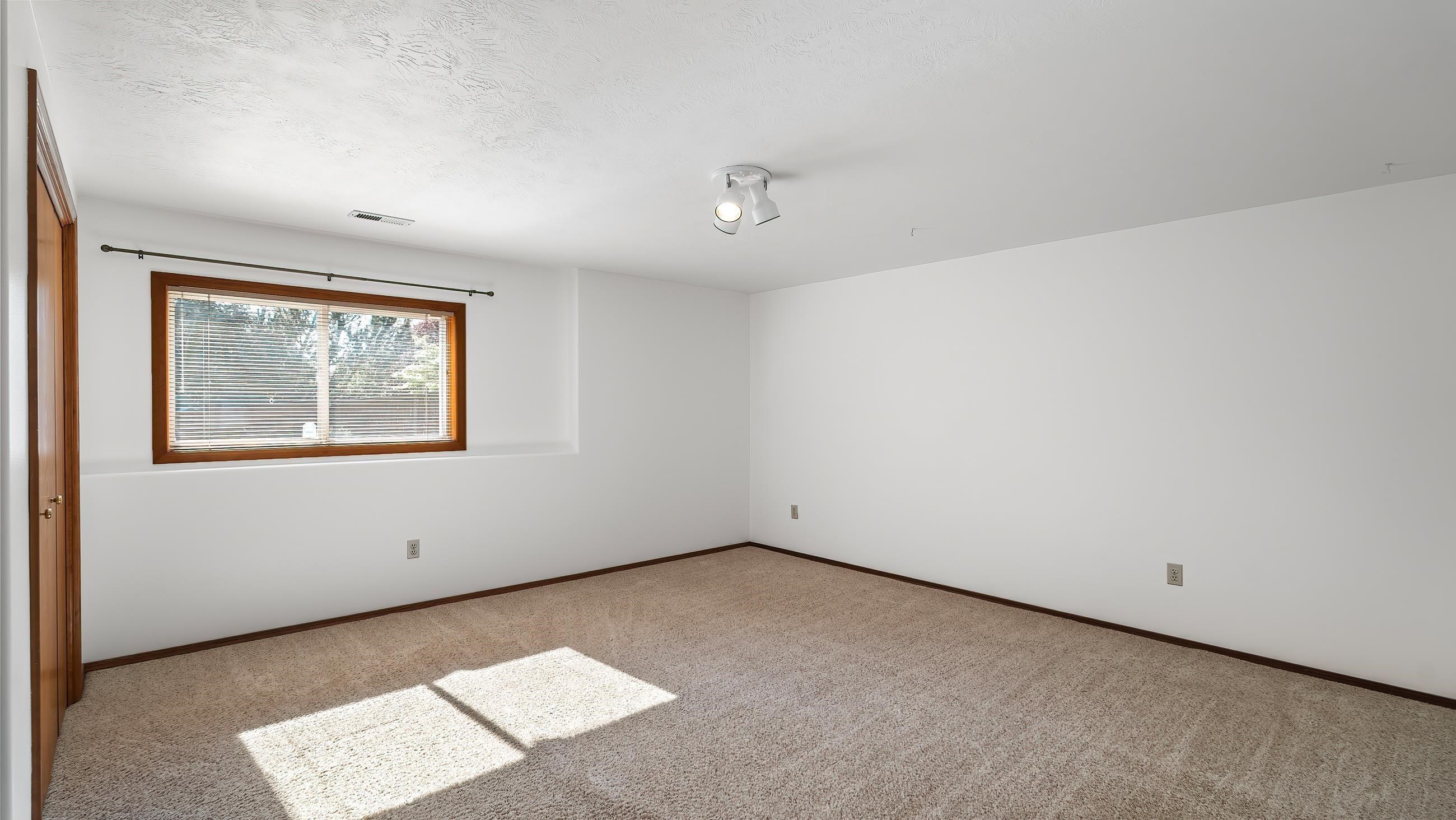 1220 E Brierwood Dr - Photo 22