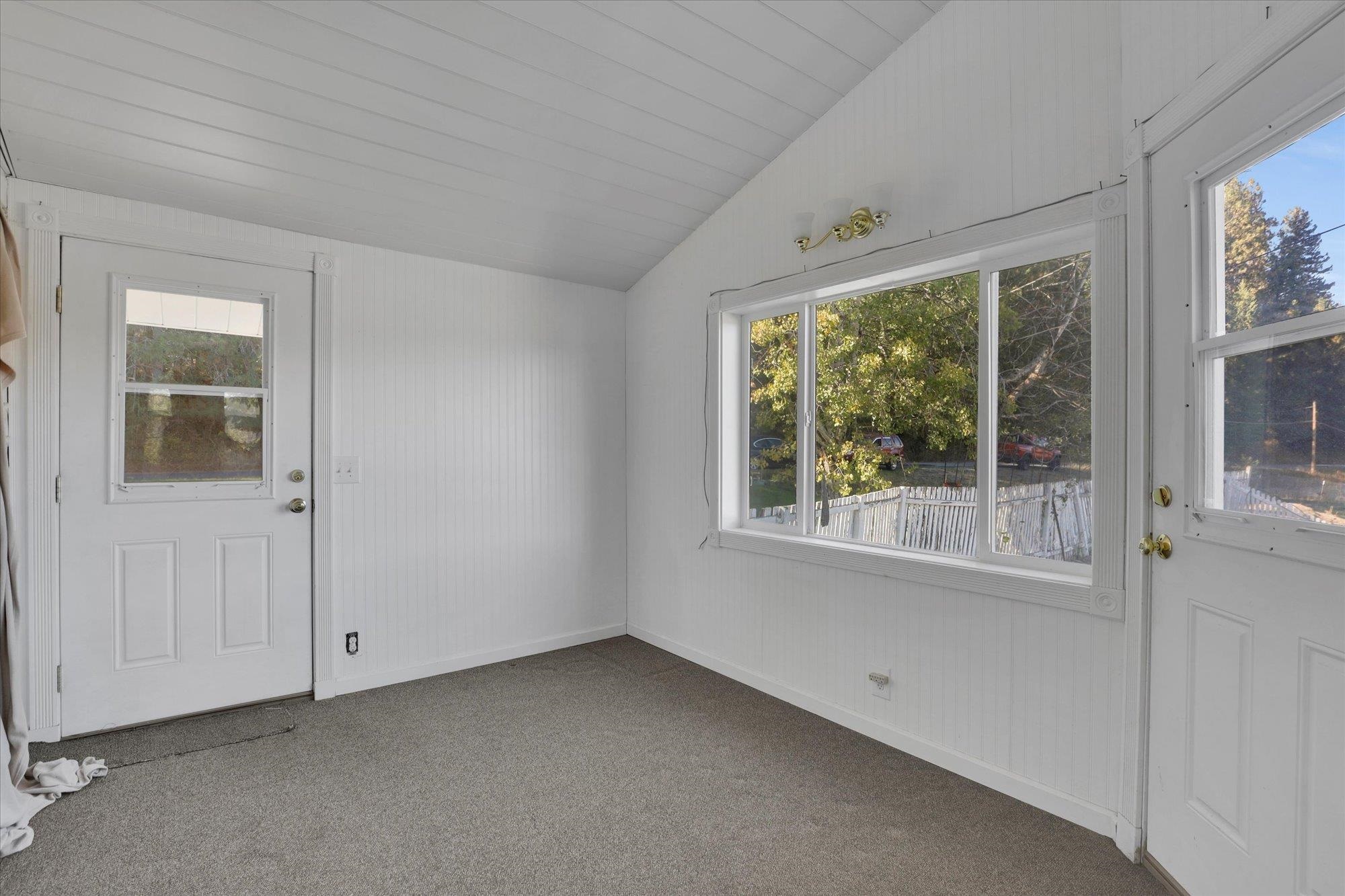 11224 N Honeymoon Bay Rd - Photo 11