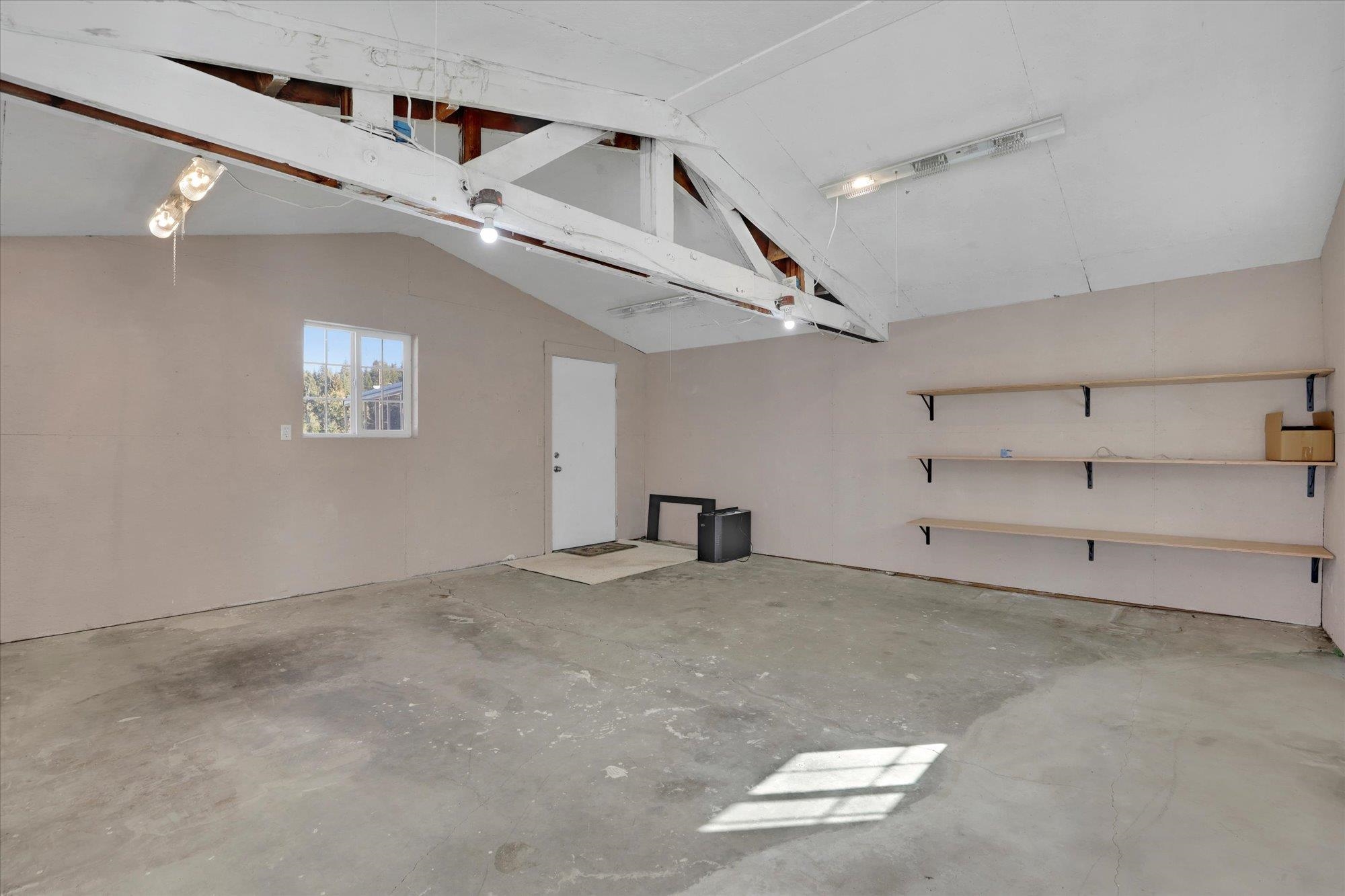 11224 N Honeymoon Bay Rd - Photo 35