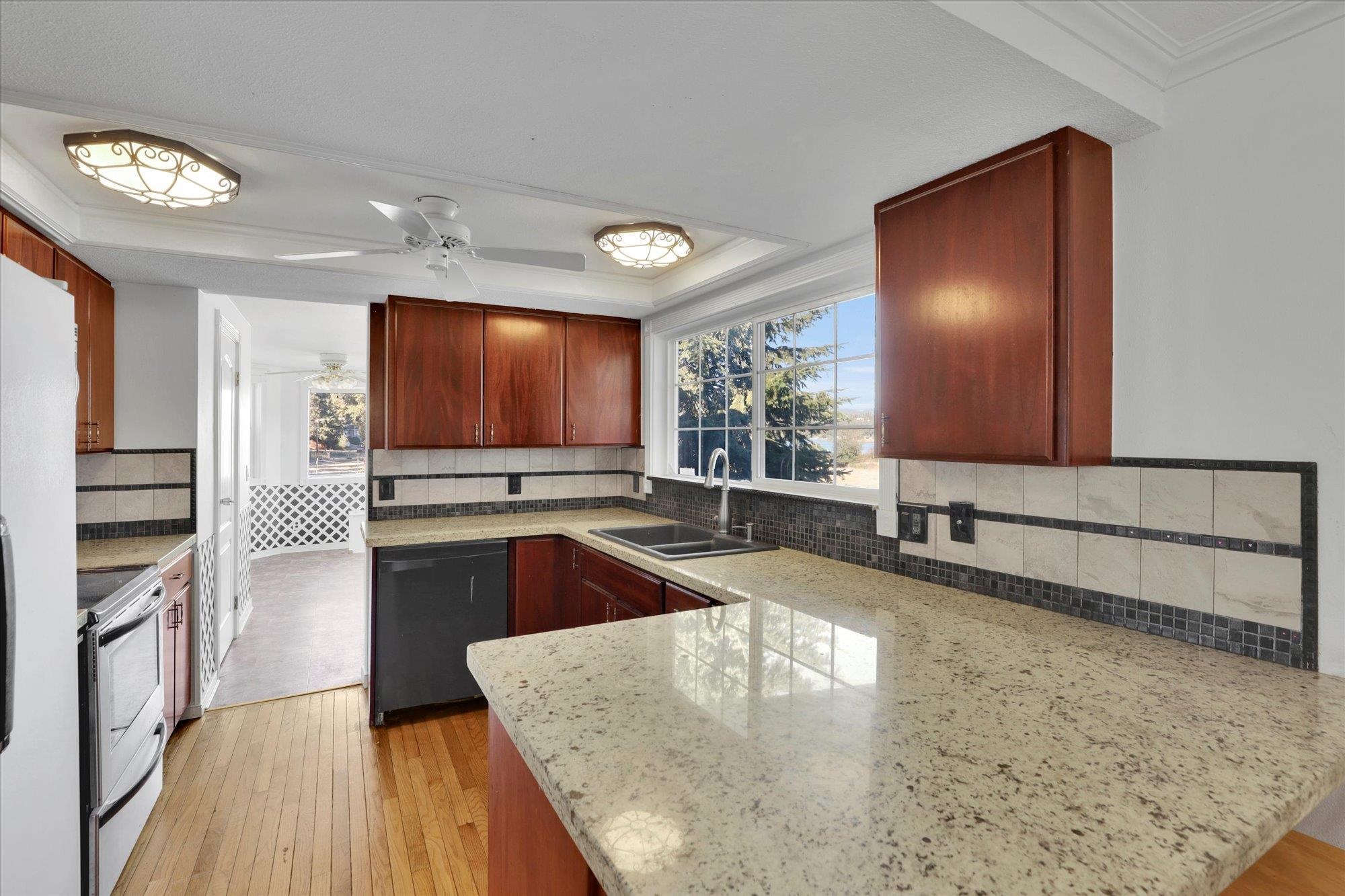 11224 N Honeymoon Bay Rd - Photo 8
