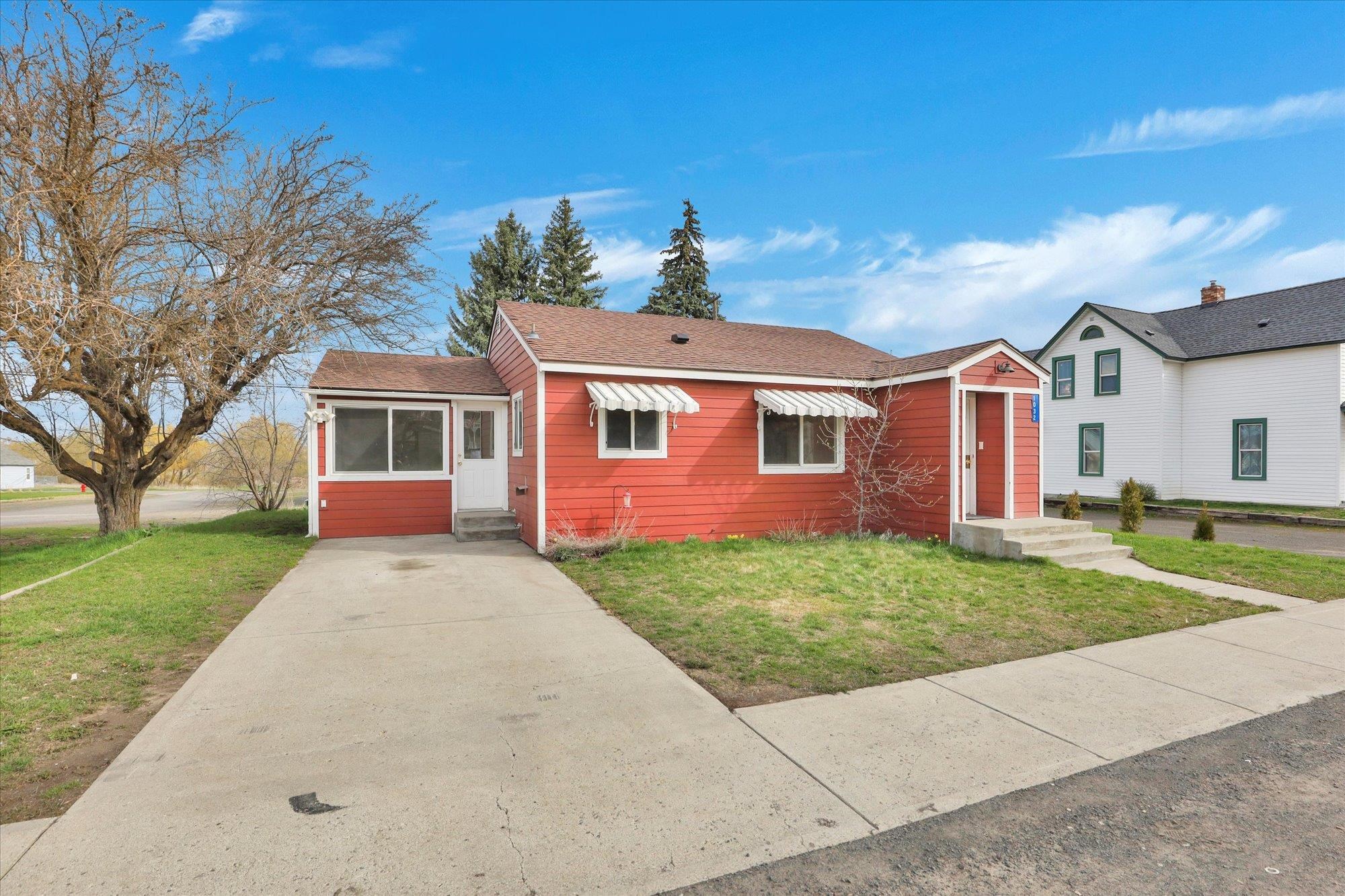 1032 Morgan St - Photo 1