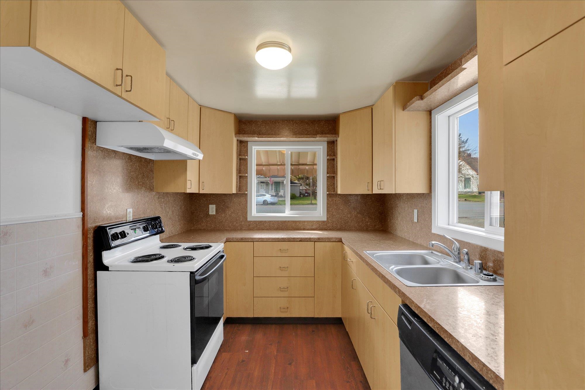 1032 Morgan St - Photo 6