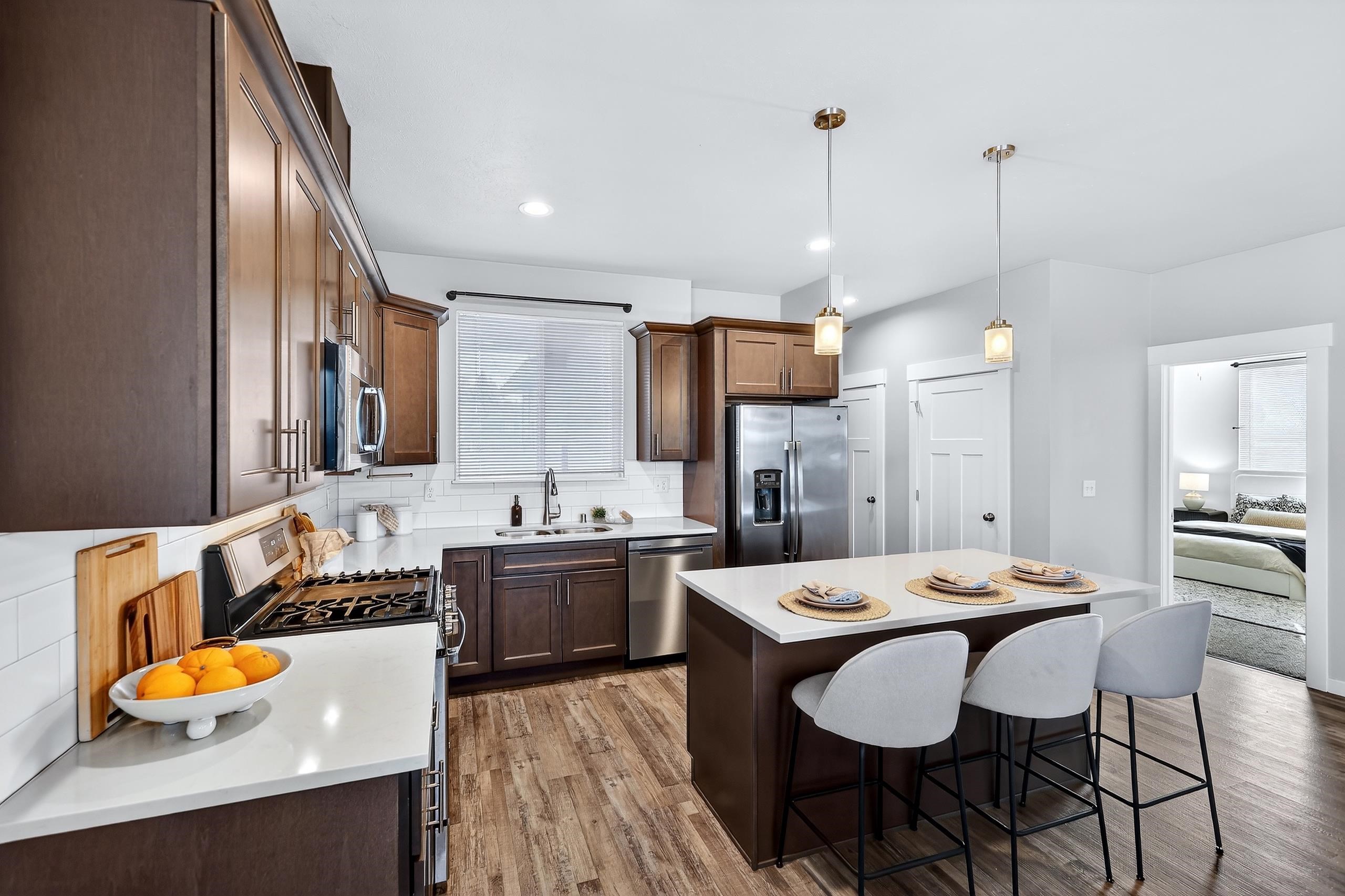 3922 N Maple St - Photo 11