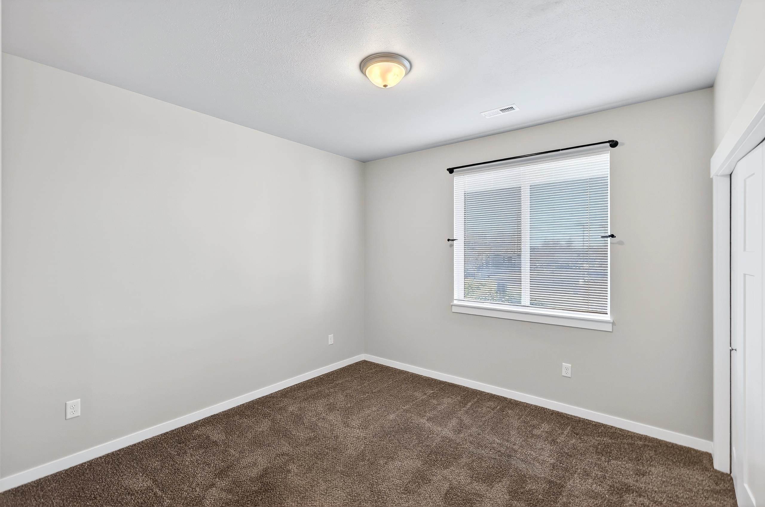 3922 N Maple St - Photo 26