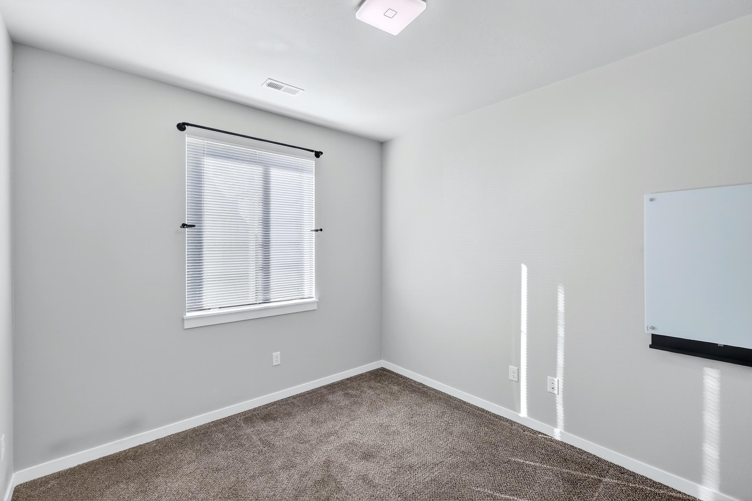 3922 N Maple St - Photo 30