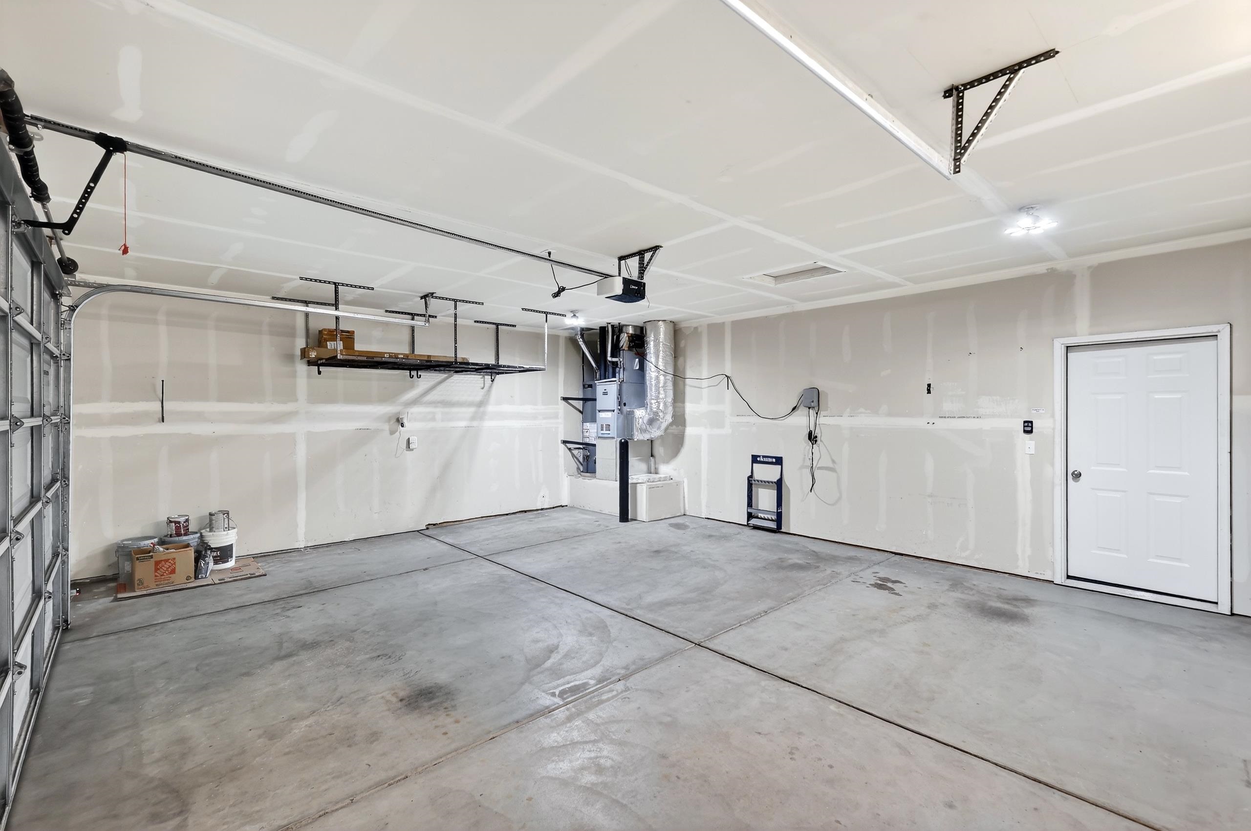 3922 N Maple St - Photo 37